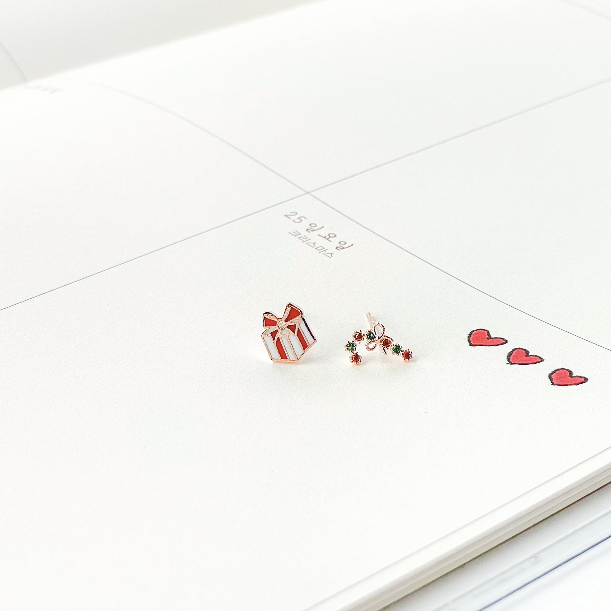 Rose Gold Made in Korea Earrings Korean Anting Cubic Zirconia Bride Bridal Dinner 925 Sterling Silver Fashion Costume Jewellery Online Malaysia Shopping Trendy No Piercing Special Perfect Gift For Your Loved One Accessory Gift for her Rose Gold Korea Made Earrings Korean Jewellery Jewelry Local Brand in Malaysia Cubic Zirconia Dainty Delicate Minimalist Jewellery Jewelry Bride Clip On Earrings Silver Christmas Gift Set Xmas Silver snowman present gift for her gift ideas snowflake music box dangle dangling