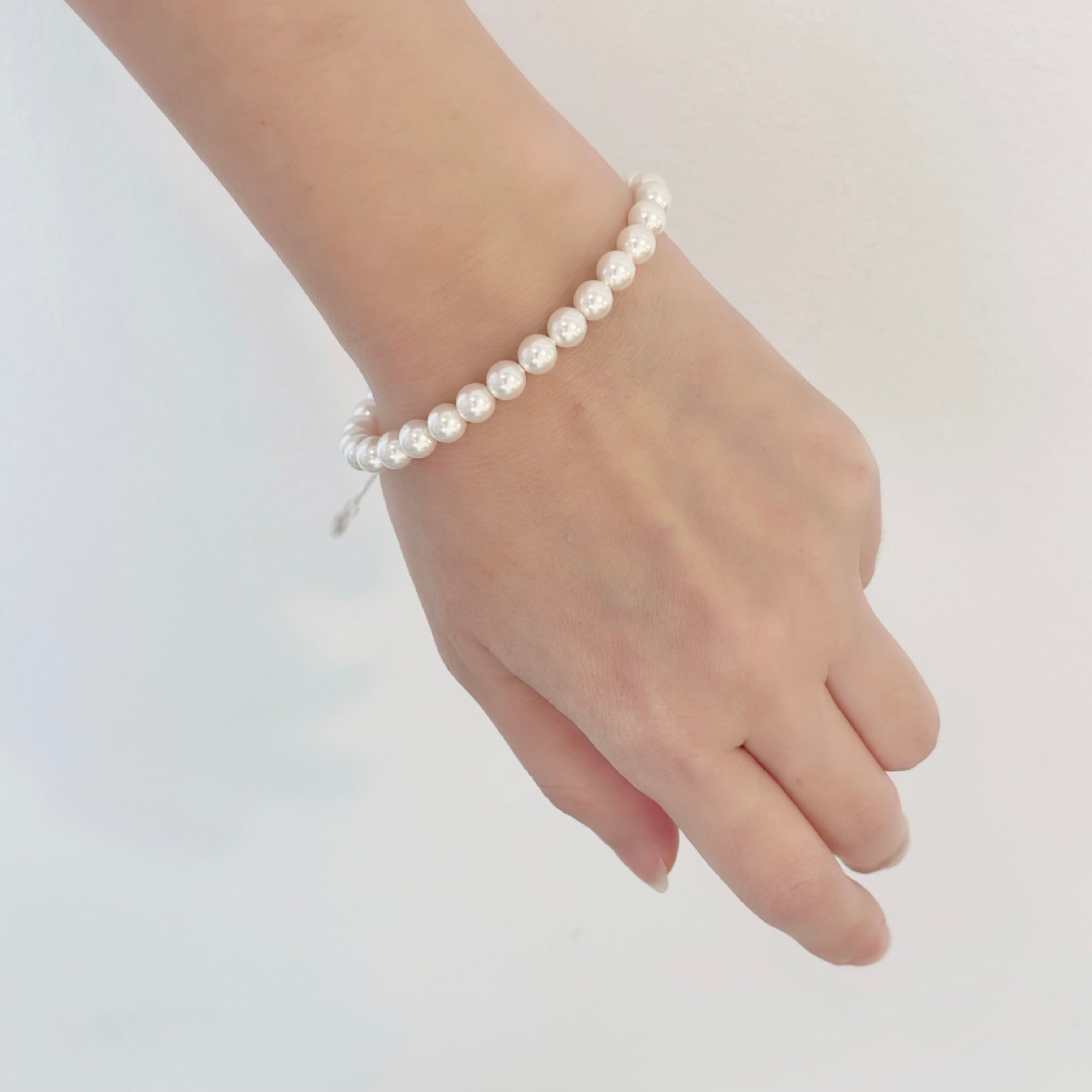 Swarovski pearl necklace pearl jewelry set Timeless Swarovski bracelet Pearl Handcrafted pearl jewelry Luxurious Swarovski pearls bracelet Swarovski pearl accessories freshwater pearl bracelet Pearl necklace Pearl bracelet Swarovski crystal pearl Korean jewelry Korean Jewelry Dainty Minimalist jewellery Malaysia Stainless steel 925 sterling silver S925 Cubic zirconia hypoallergenic magnetic birthday gift premium gift bridesmaid aurelia atelier pearl necklace malaysia pearl bracelet malaysia akoya pearl 