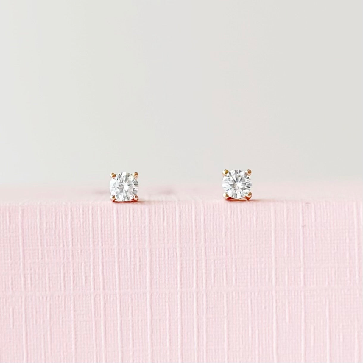 4-Prong Solitaire Diamond Earrings