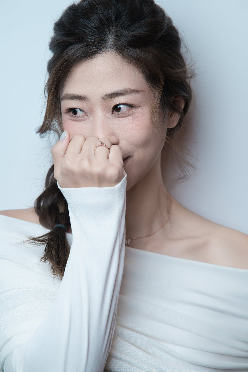 portrait photoshoot photoshooting kl photoshooting celebrity style photo Celebrity-style portrait photoshoot with professional makeover and outfit styling Malaysia portrait photoshoot package wedding photo photoshoot