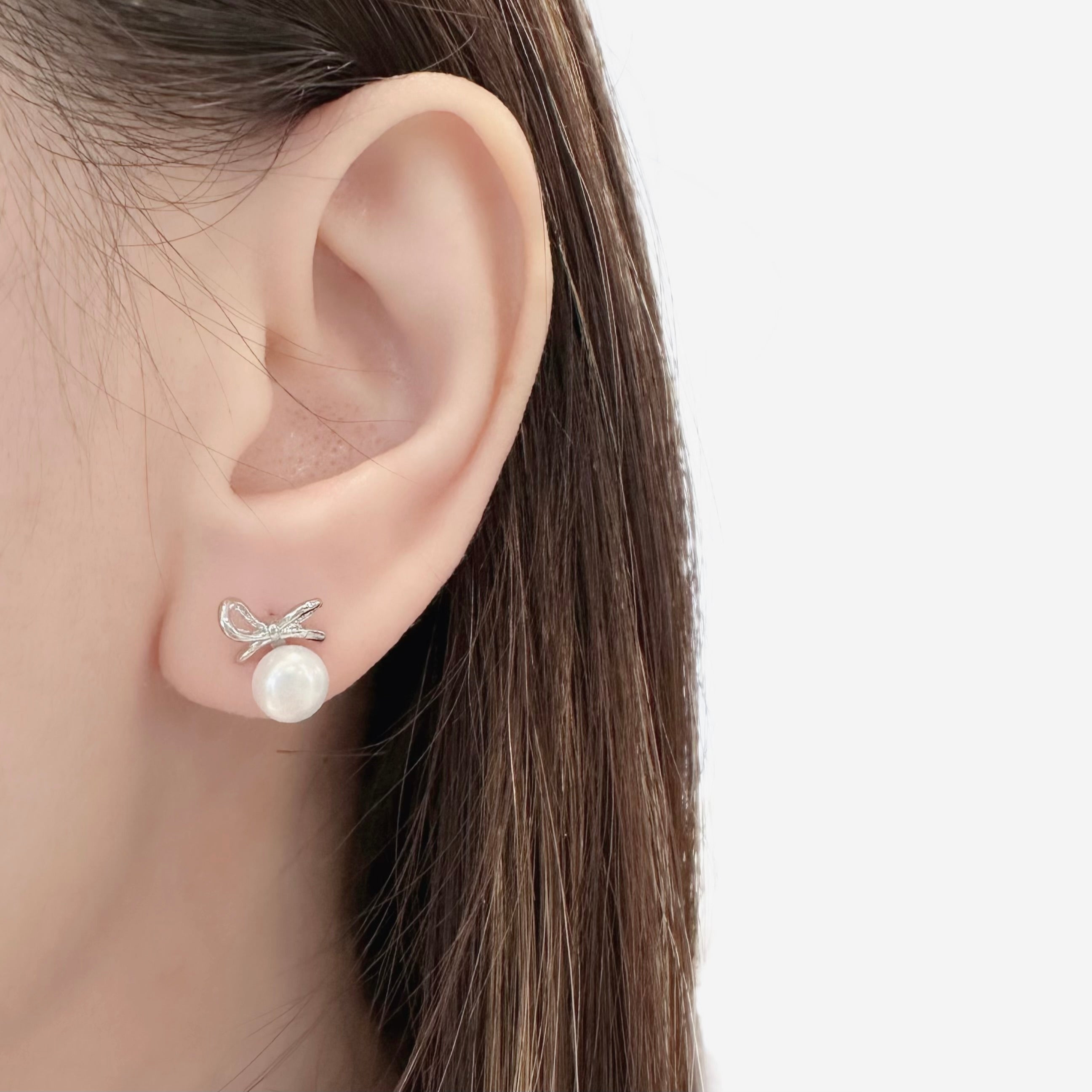 Ami Pearl Earrings