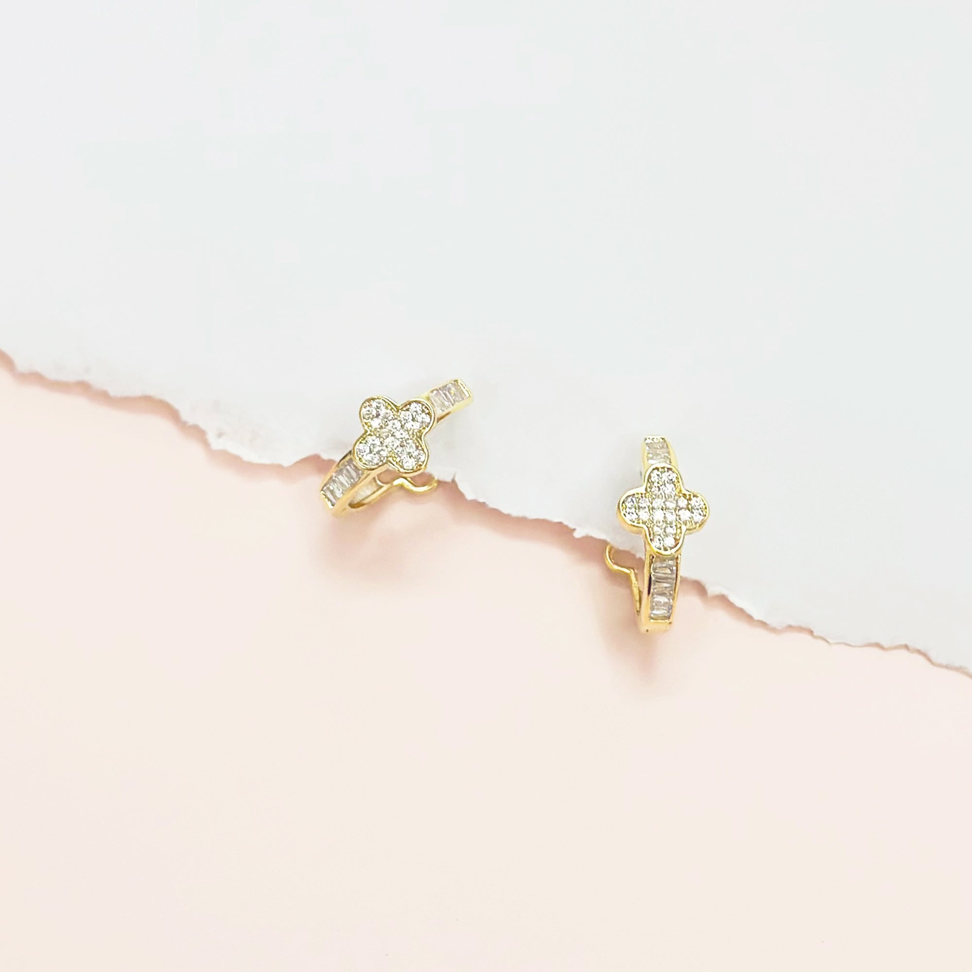korean earrings bracelet jewellery Malaysia necklace korean jewellery rings earrings malaysia korean style earrings jewellery accessories hypoallergenic earrings ear cuff huggies silver necklace made in korea jewelry fashion jewellery malaysia earrings online shop malaysia Gift idea Gift for her Made in Korea Cubic Zirconia 925 Sterling Silver No Piercing Dainty Minimalist Daily wear Bestie Korean Anting Cincin Clip on 韩国耳环 韩国发饰 韩国饰品 hypoallergenic birthday gift set bridesmaid aurelia atelier