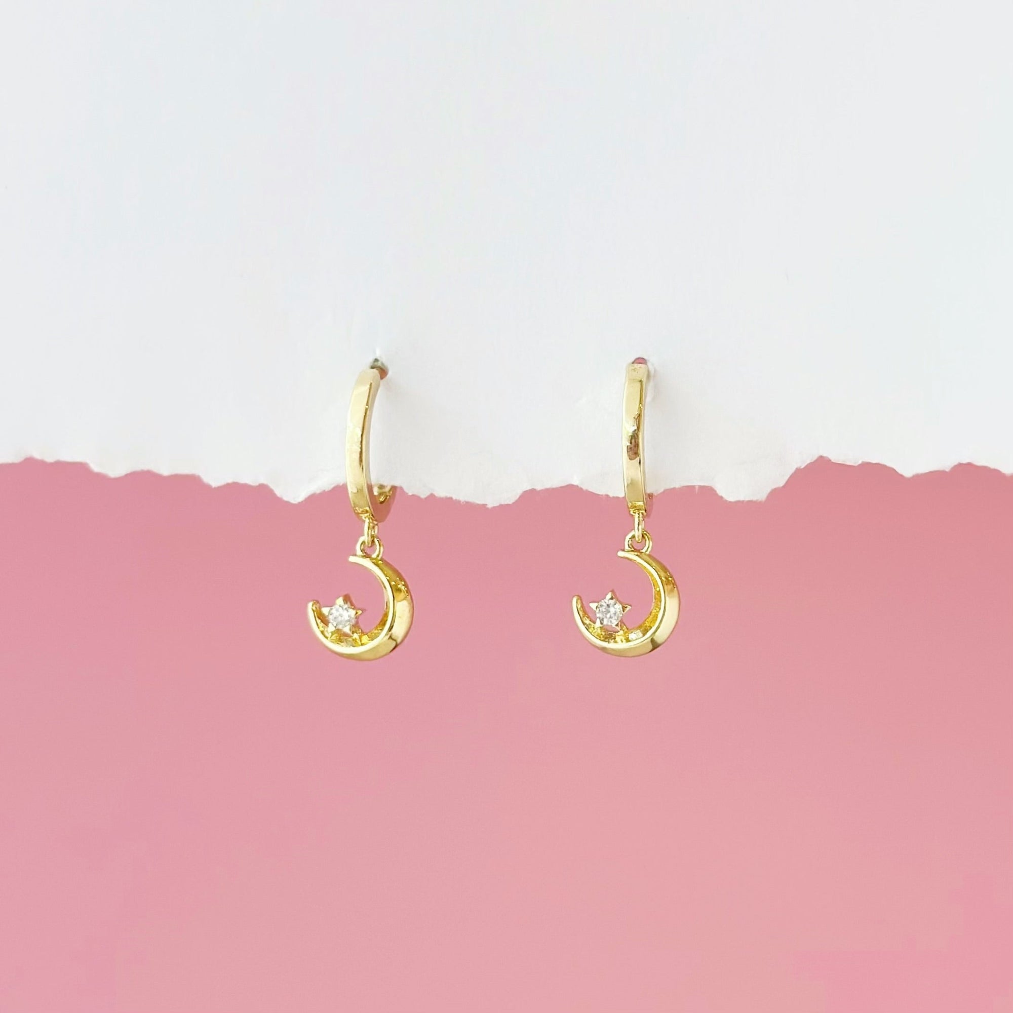 Gift set for her, hadiah untuk wanita, 送给她的礼物, bracelet, ring, necklace, earrings, korean earrings, made in korea, dainty jewellery, lazy girl jewellery, S925 silver, 925 sterling silver, huggie earrings, clip on, daily wear, cubic zirconia, bridesmaid gift, gift for her, Malaysia online shop, fashion jewellery, Korean jewellery accessories, sensitive skin, tahan karat, 适合日常佩戴, anting, rantai tangan, rantai leher, cincin, gift idea, no piercing, earrings malaysia, subang, Pearl, Freshwater pearl, 韩国发饰, 韩国饰品