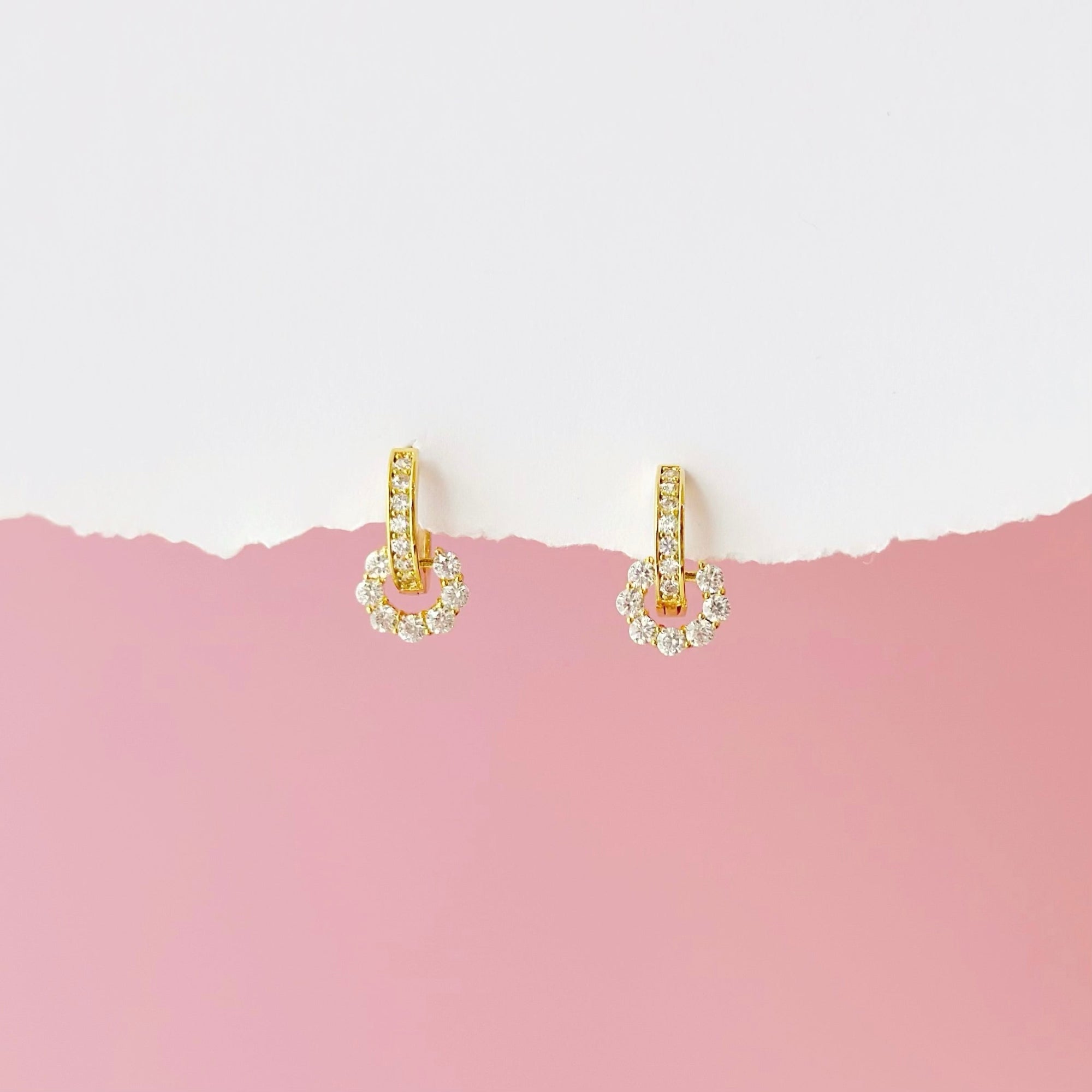 Gift set for her, hadiah untuk wanita, 送给她的礼物, bracelet, ring, necklace, earrings, korean earrings, made in korea, dainty jewellery, lazy girl jewellery, S925 silver, 925 sterling silver, huggie earrings, clip on, daily wear, cubic zirconia, bridesmaid gift, gift for her, Malaysia online shop, fashion jewellery, Korean jewellery accessories, sensitive skin, tahan karat, 适合日常佩戴, anting, rantai tangan, rantai leher, cincin, gift idea, no piercing, earrings malaysia, subang, Pearl, Freshwater pearl, 韩国发饰, 韩国饰品