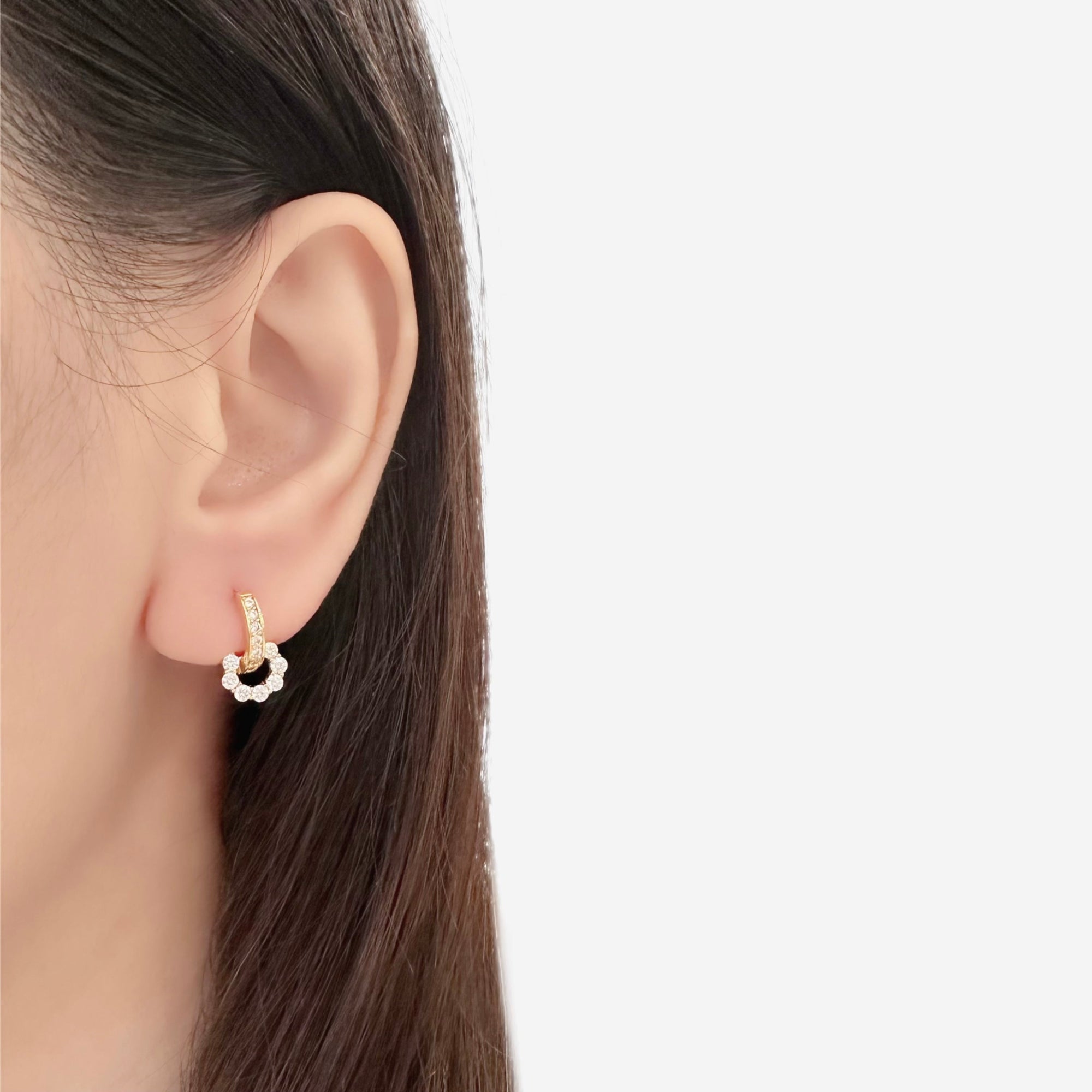 Gift set for her, hadiah untuk wanita, 送给她的礼物, bracelet, ring, necklace, earrings, korean earrings, made in korea, dainty jewellery, lazy girl jewellery, S925 silver, 925 sterling silver, huggie earrings, clip on, daily wear, cubic zirconia, bridesmaid gift, gift for her, Malaysia online shop, fashion jewellery, Korean jewellery accessories, sensitive skin, tahan karat, 适合日常佩戴, anting, rantai tangan, rantai leher, cincin, gift idea, no piercing, earrings malaysia, subang, Pearl, Freshwater pearl, 韩国发饰, 韩国饰品