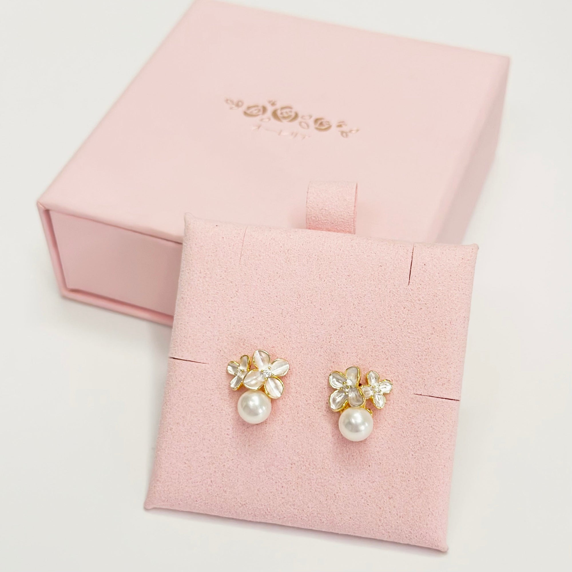 pearl earrings, dainty pearl bracelet, freshwater pearl necklace,  akoya pearl., handmade, sensitive skin, bridal, sterling silver, hypoallergenic, gift idea, seawater pearl, pearl neckace, keshi pearl, baroque pearl, mini pearl, 珍珠 淡水珍珠 ak pearl
海水珍珠 s925 cultural pear present gift for her gift ideas pearl made in Malaysia south sea pearl 米珠 natural pearl mutiara Gift for her Dainty Delicate Minimalist everyday earrings everyday wear lustre near round