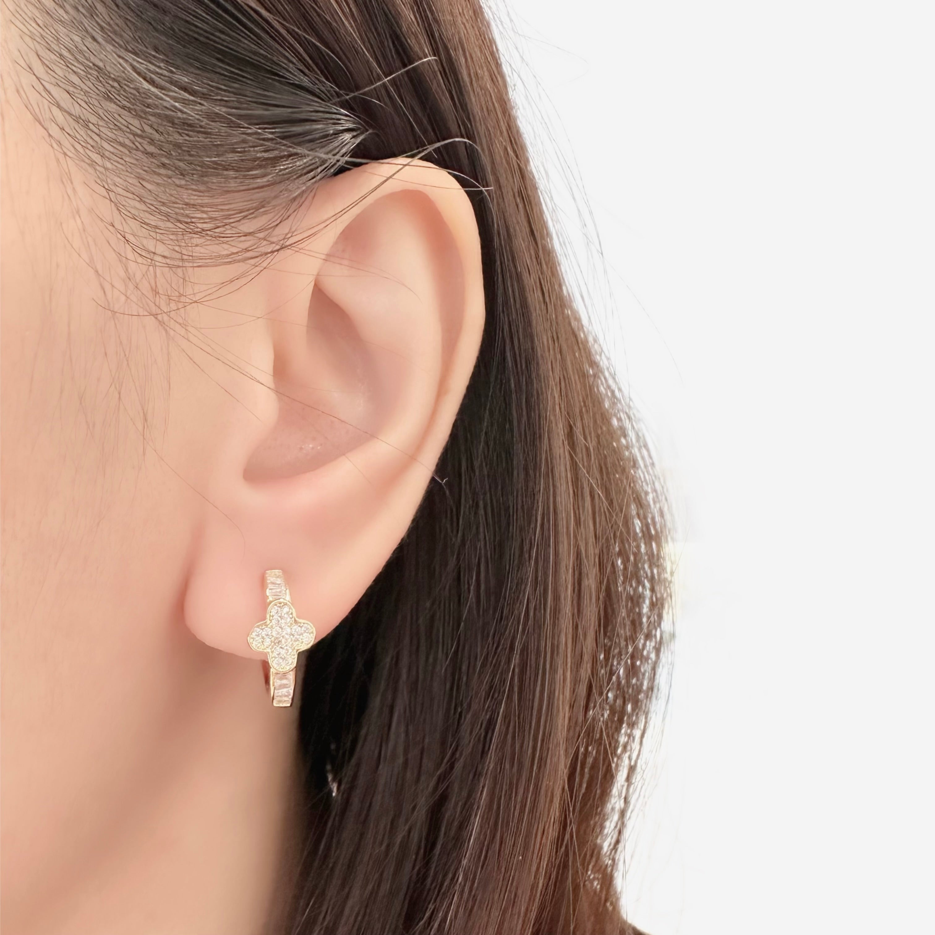 korean earrings bracelet jewellery Malaysia necklace korean jewellery rings earrings malaysia korean style earrings jewellery accessories hypoallergenic earrings ear cuff huggies silver necklace made in korea jewelry fashion jewellery malaysia earrings online shop malaysia Gift idea Gift for her Made in Korea Cubic Zirconia 925 Sterling Silver No Piercing Dainty Minimalist Daily wear Bestie Korean Anting Cincin Clip on 韩国耳环 韩国发饰 韩国饰品 hypoallergenic birthday gift set bridesmaid aurelia atelier