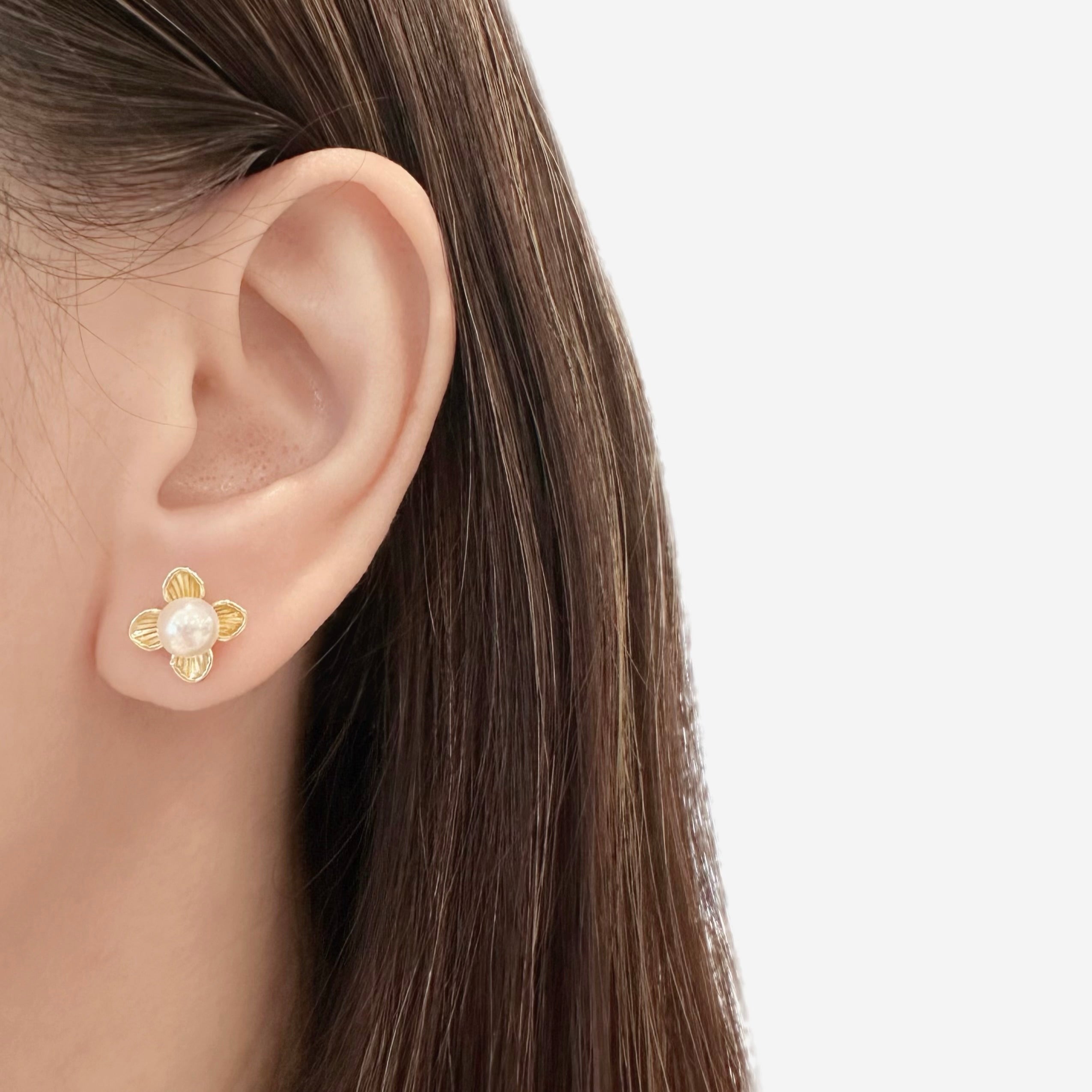 pearl earrings, dainty pearl bracelet, freshwater pearl necklace,  akoya pearl., handmade, sensitive skin, bridal, sterling silver, hypoallergenic, gift idea, seawater pearl, pearl neckace, keshi pearl, baroque pearl, mini pearl, 珍珠 淡水珍珠 ak pearl
海水珍珠 s925 cultural pearl present gift for her gift ideas pearl made in Malaysia south sea pearl 米珠 natural pearl mutiara Gift for her Dainty Delicate Minimalist everyday earrings everyday wear lustre near round mutiara  akoya mikimoto