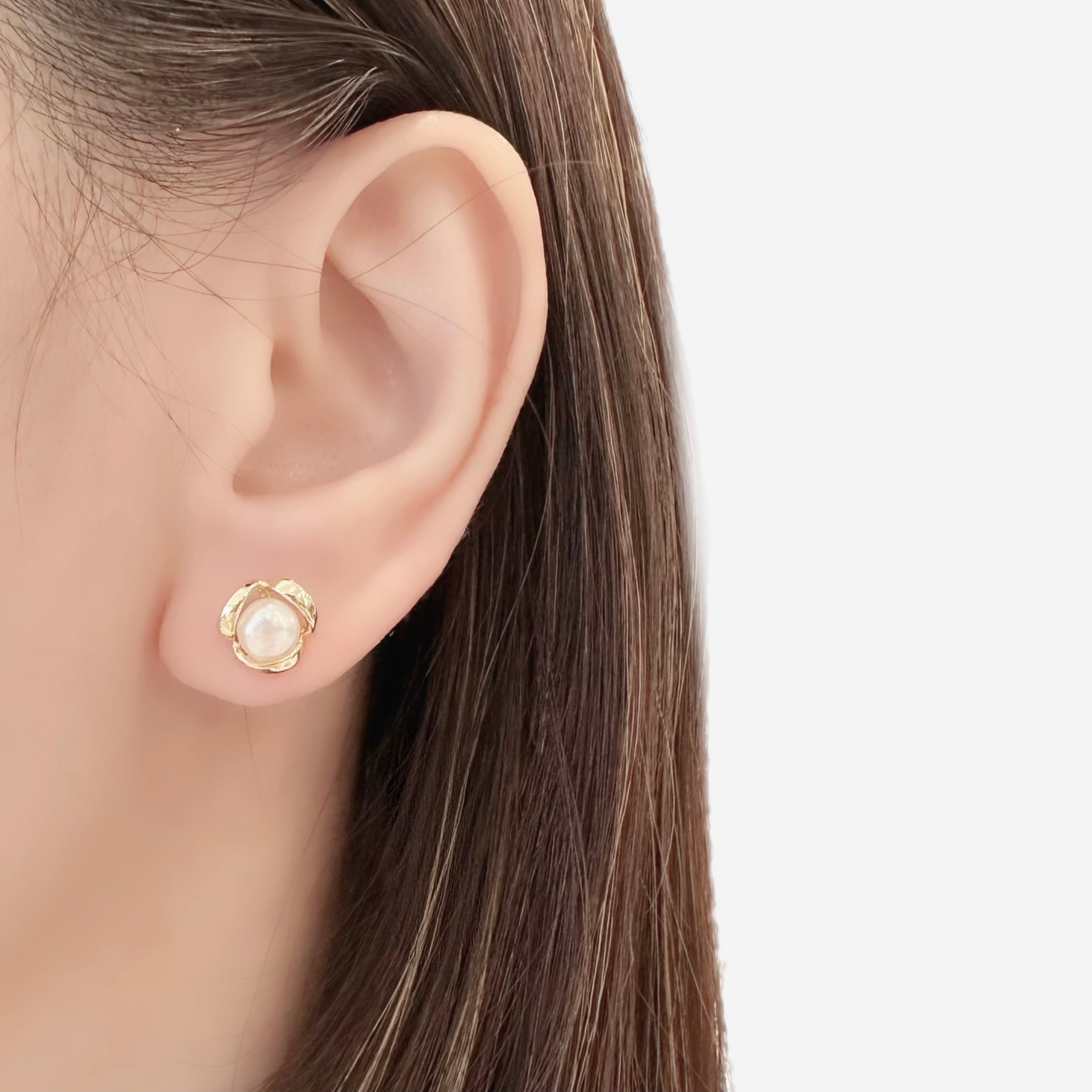 pearl earrings, dainty pearl bracelet, freshwater pearl necklace,  akoya pearl., handmade, sensitive skin, bridal, sterling silver, hypoallergenic, gift idea, seawater pearl, pearl neckace, keshi pearl, baroque pearl, mini pearl, 珍珠 淡水珍珠 ak pearl
海水珍珠 s925 cultural pearl present gift for her gift ideas pearl made in Malaysia south sea pearl 米珠 natural pearl mutiara Gift for her Dainty Delicate Minimalist everyday earrings everyday wear lustre near round mutiara  akoya mikimoto