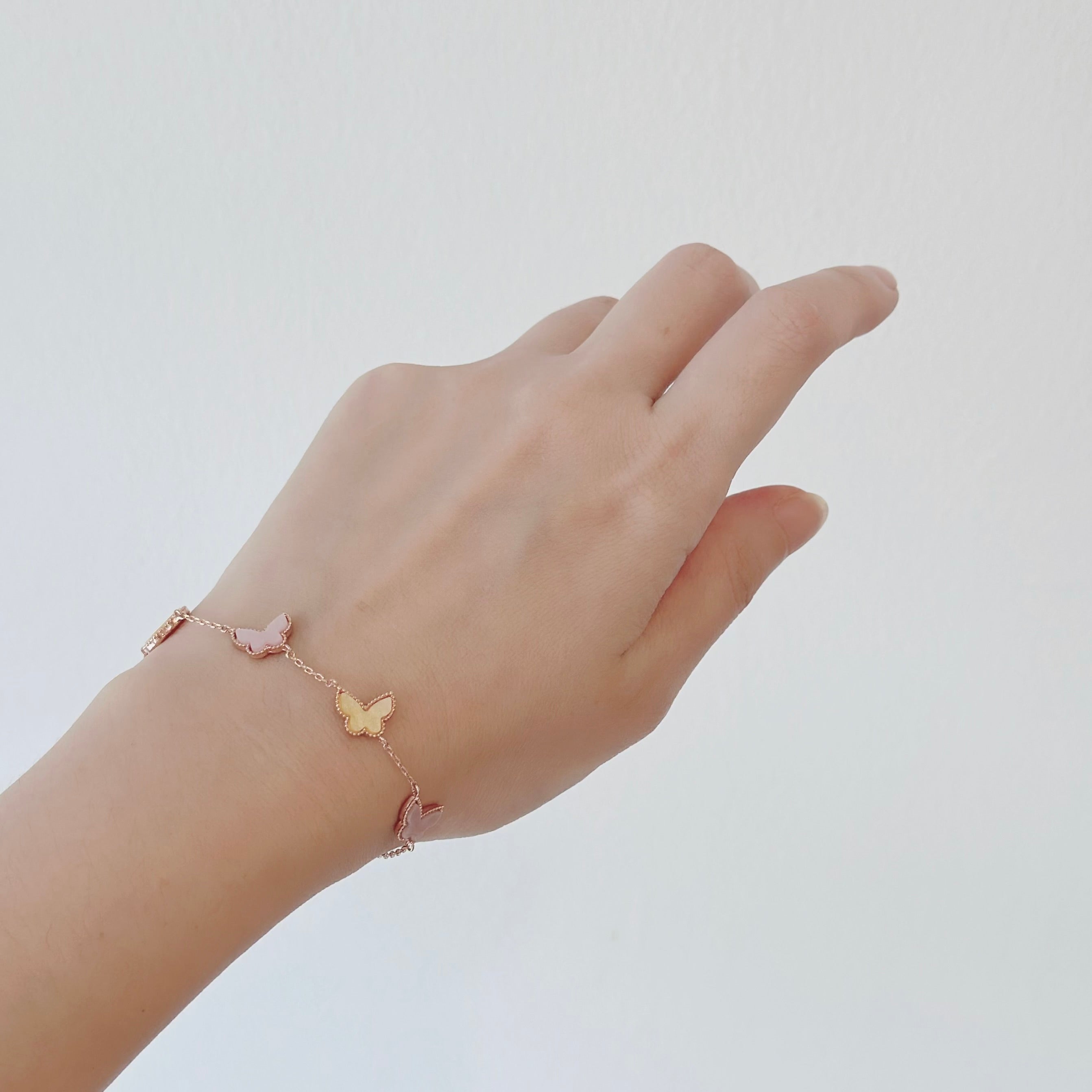 korean earrings bracelet jewellery Malaysia necklace korean jewellery rings earrings malaysia korean style earrings jewellery accessories hypoallergenic earrings ear cuff huggies silver necklace made in korea jewelry fashion jewellery malaysia earrings online shop malaysia Gift idea Gift for her Made in Korea Cubic Zirconia 925 Sterling Silver No Piercing Dainty Minimalist Daily wear Bestie Korean Anting Cincin Clip on 韩国耳环 韩国发饰 韩国饰品 hypoallergenic birthday gift set bridesmaid aurelia atelier VAN CLEEF