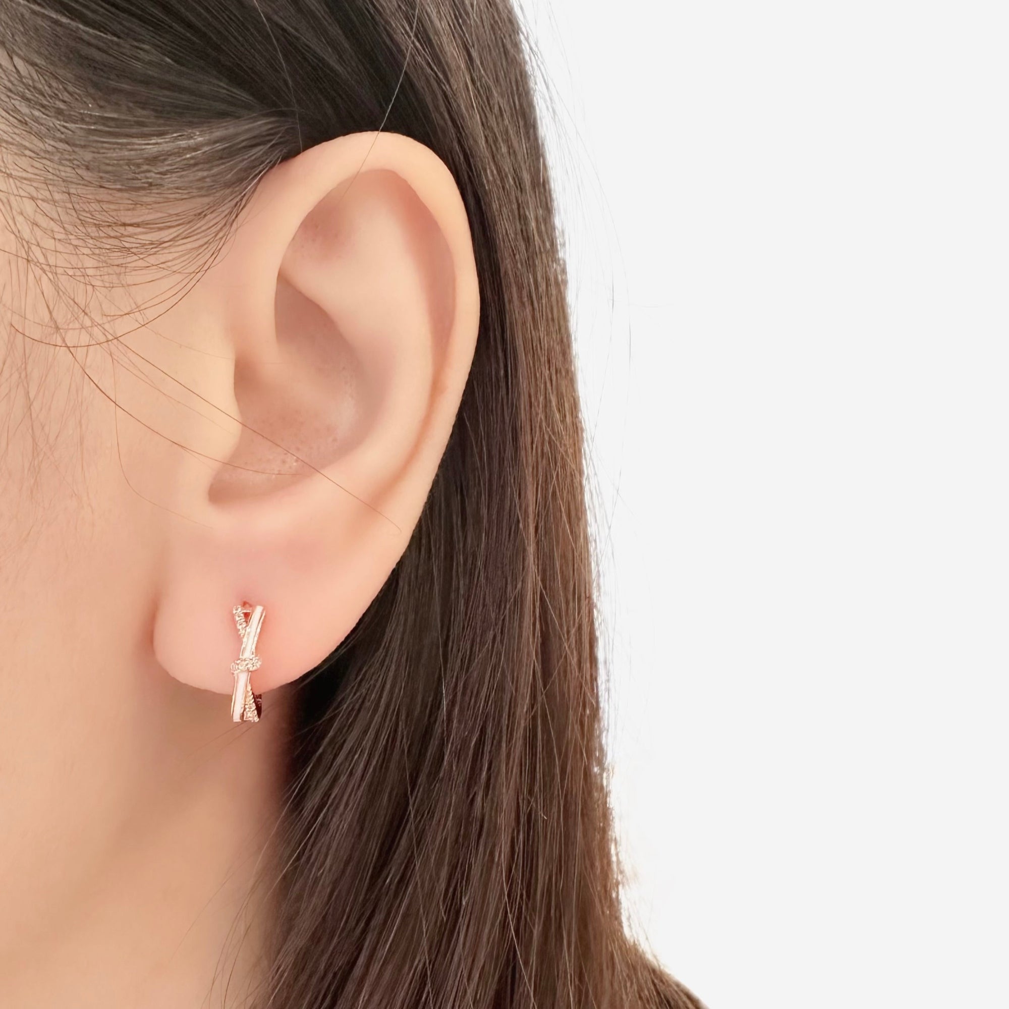 Gift set for her, hadiah untuk wanita, 送给她的礼物, bracelet, ring, necklace, earrings, korean earrings, made in korea, dainty jewellery, lazy girl jewellery, S925 silver, 925 sterling silver, huggie earrings, clip on, daily wear, cubic zirconia, bridesmaid gift, gift for her, Malaysia online shop, fashion jewellery, Korean jewellery accessories, sensitive skin, tahan karat, 适合日常佩戴, anting, rantai tangan, rantai leher, cincin, gift idea, no piercing, earrings malaysia, subang, Pearl, Freshwater pearl, 韩国发饰, 韩国饰品