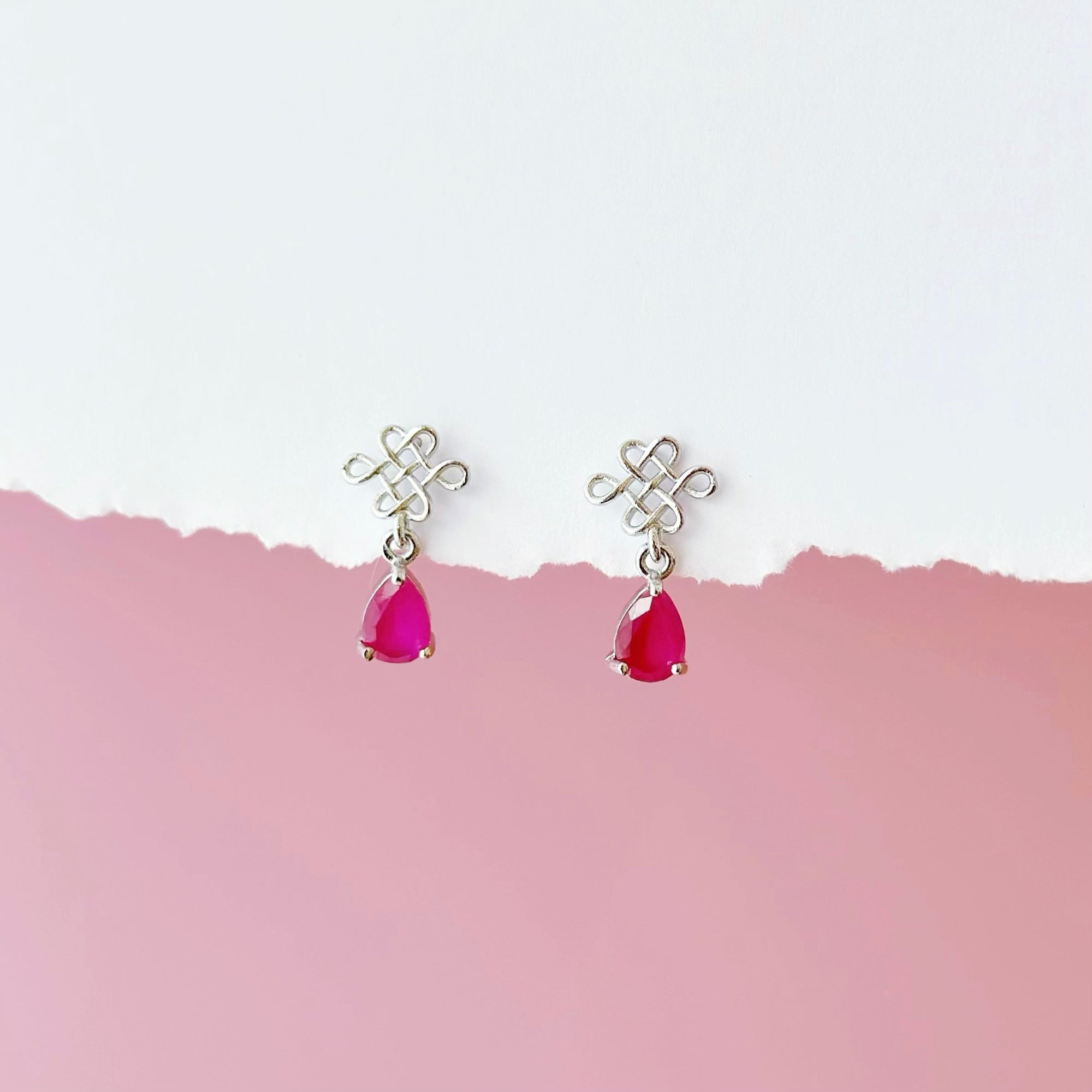 Gift idea
Gift for her
Made in Korea 
Cubic Zirconia
925 Sterling Silver 
No Piercing
Jewelry Dainty Minimalist
Dainty
Daily wear
korean earrings
bracelet
jewellery Malaysia
necklace
korean jewellery
rings
earrings malaysia
korean style earrings
malaysia jewellery
jewelry 
jewellery accessories
Subang
Anting
Cincin
CNY
Chinese new year
Pearl
Freshwater pearl
hypoallergenic pineaaple gift set gift online gift shop bridesmaid gift aurelia atelier crystal natural stone birthstone