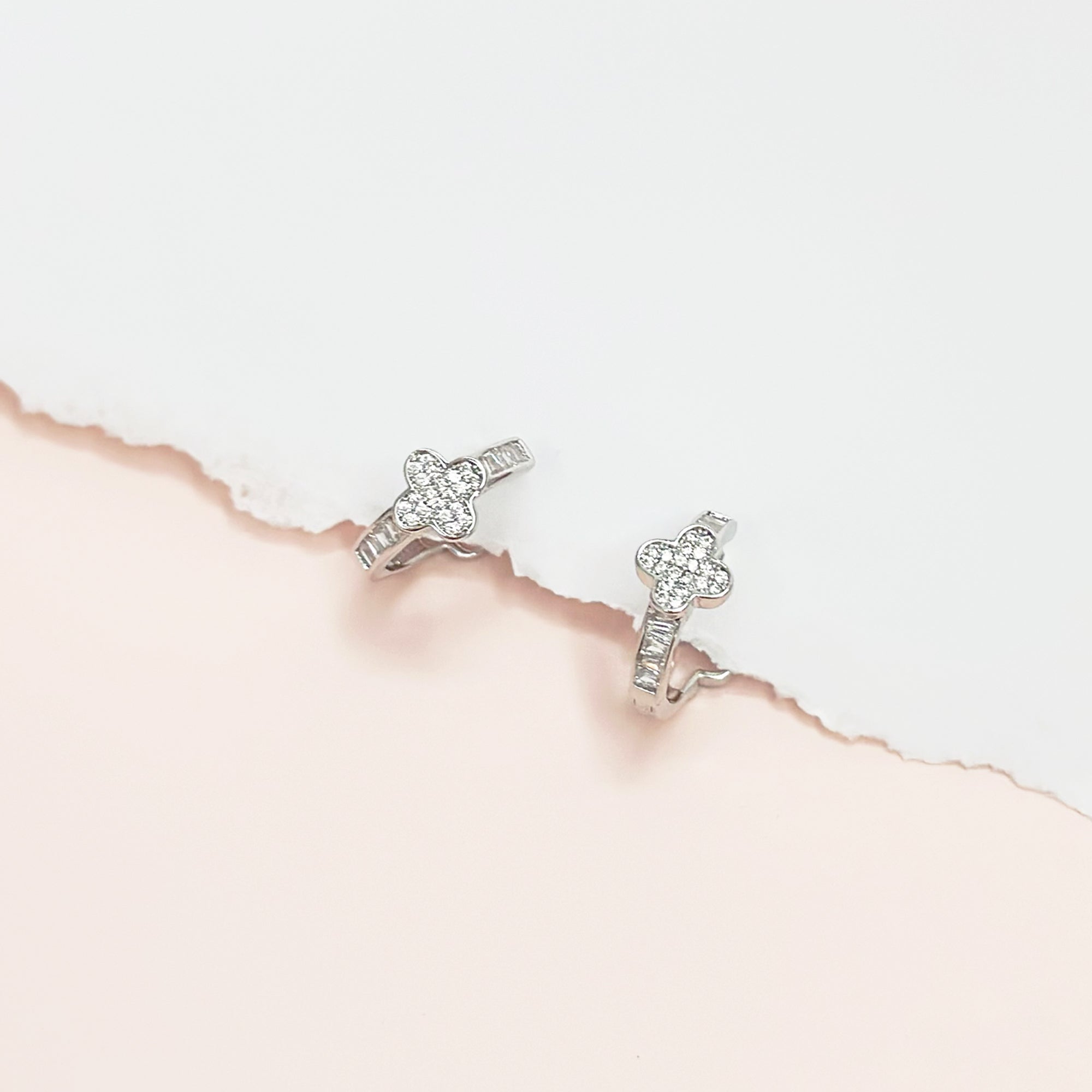 korean earrings bracelet jewellery Malaysia necklace korean jewellery rings earrings malaysia korean style earrings jewellery accessories hypoallergenic earrings ear cuff huggies silver necklace made in korea jewelry fashion jewellery malaysia earrings online shop malaysia Gift idea Gift for her Made in Korea Cubic Zirconia 925 Sterling Silver No Piercing Dainty Minimalist Daily wear Bestie Korean Anting Cincin Clip on 韩国耳环 韩国发饰 韩国饰品 hypoallergenic birthday gift set bridesmaid aurelia atelier