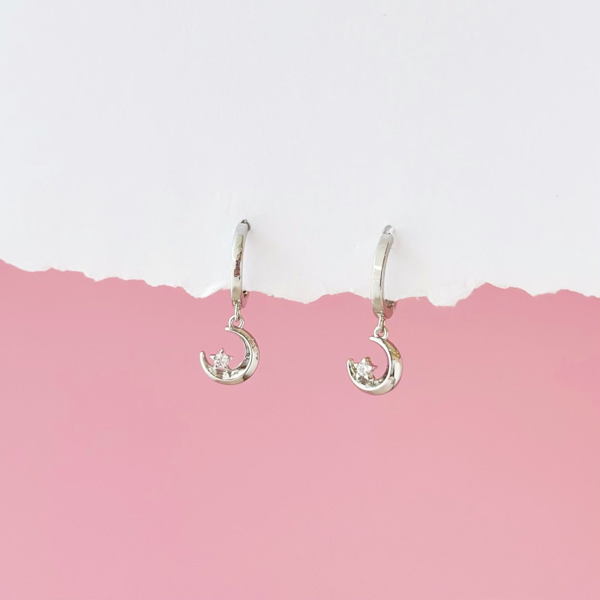 Gift set for her, hadiah untuk wanita, 送给她的礼物, bracelet, ring, necklace, earrings, korean earrings, made in korea, dainty jewellery, lazy girl jewellery, S925 silver, 925 sterling silver, huggie earrings, clip on, daily wear, cubic zirconia, bridesmaid gift, gift for her, Malaysia online shop, fashion jewellery, Korean jewellery accessories, sensitive skin, tahan karat, 适合日常佩戴, anting, rantai tangan, rantai leher, cincin, gift idea, no piercing, earrings malaysia, subang, Pearl, Freshwater pearl, 韩国发饰, 韩国饰品