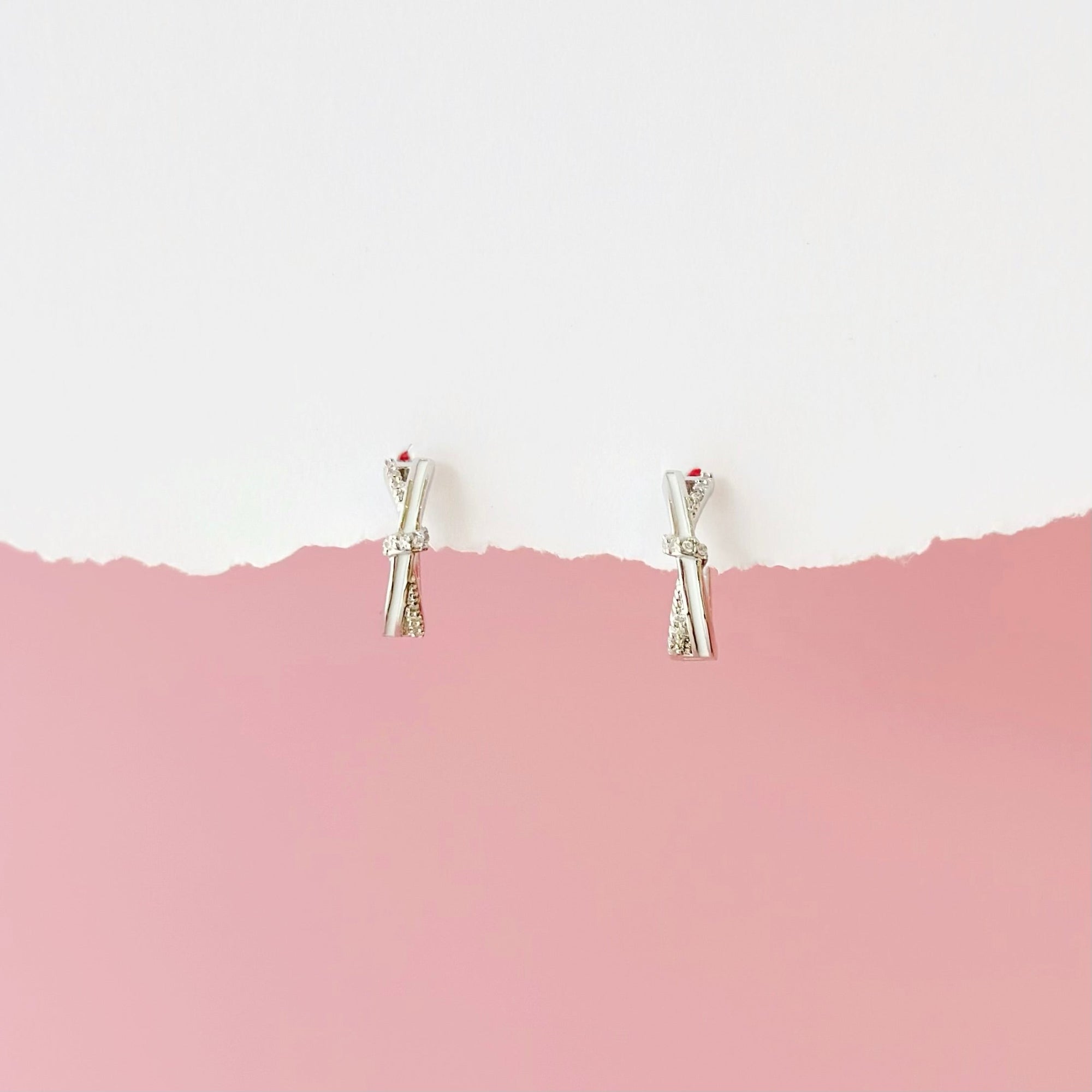 Gift set for her, hadiah untuk wanita, 送给她的礼物, bracelet, ring, necklace, earrings, korean earrings, made in korea, dainty jewellery, lazy girl jewellery, S925 silver, 925 sterling silver, huggie earrings, clip on, daily wear, cubic zirconia, bridesmaid gift, gift for her, Malaysia online shop, fashion jewellery, Korean jewellery accessories, sensitive skin, tahan karat, 适合日常佩戴, anting, rantai tangan, rantai leher, cincin, gift idea, no piercing, earrings malaysia, subang, Pearl, Freshwater pearl, 韩国发饰, 韩国饰品