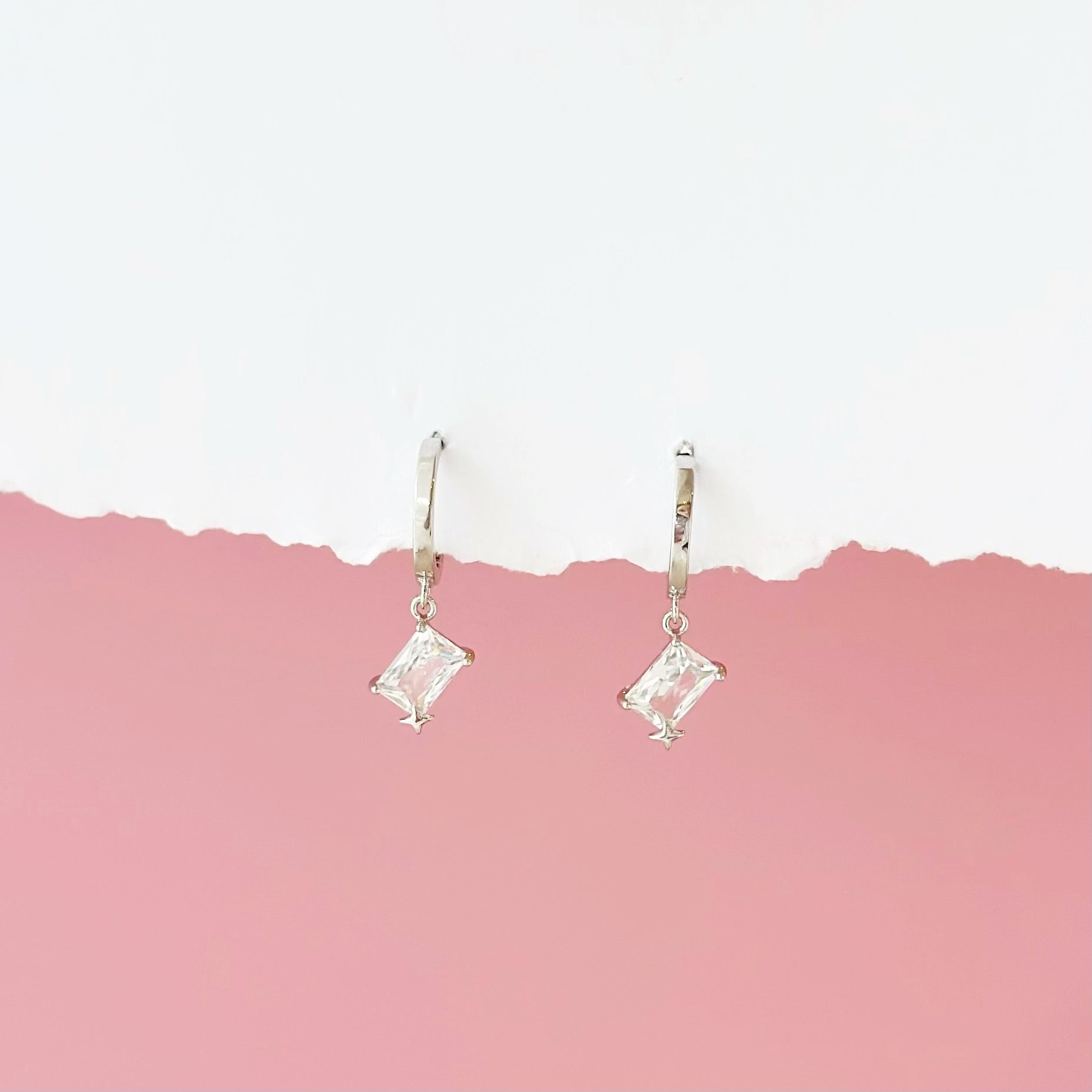 Gift set for her, hadiah untuk wanita, 送给她的礼物, bracelet, ring, necklace, earrings, korean earrings, made in korea, dainty jewellery, lazy girl jewellery, S925 silver, 925 sterling silver, huggie earrings, clip on, daily wear, cubic zirconia, bridesmaid gift, gift for her, Malaysia online shop, fashion jewellery, Korean jewellery accessories, sensitive skin, tahan karat, 适合日常佩戴, anting, rantai tangan, rantai leher, cincin, gift idea, no piercing, earrings malaysia, subang, Pearl, Freshwater pearl, 韩国发饰, 韩国饰品