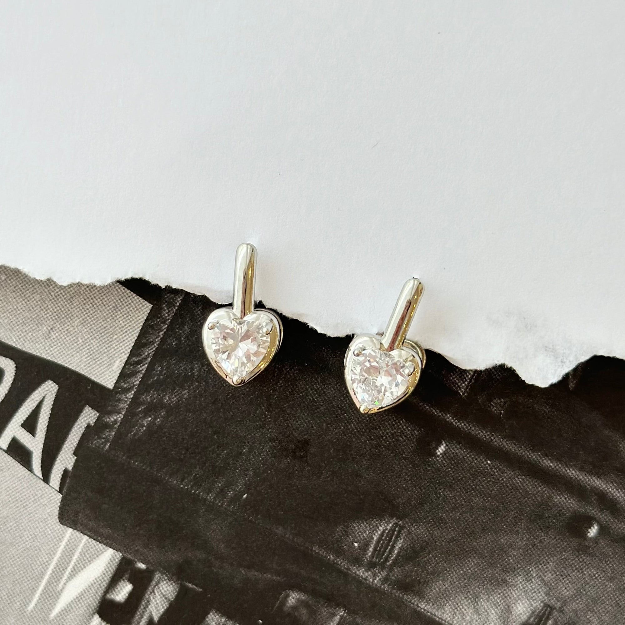 korean earrings bracelet jewellery Malaysia necklace korean jewellery rings earrings malaysia korean style earrings malaysia jewellery jewelry jewellery accessories hypoallergenic earrings ear cuff huggies silver necklace made in korea jewelry fashion jewellery malaysia earrings online shop malaysia Gift idea Gift for her Made in Korea Cubic Zirconia 925 Sterling Silver No Piercing Jewelry Dainty Minimalist Bestie anting subang clip on 925 silver gf gift local Dainty Daily wear Gift Set aurelia atelier