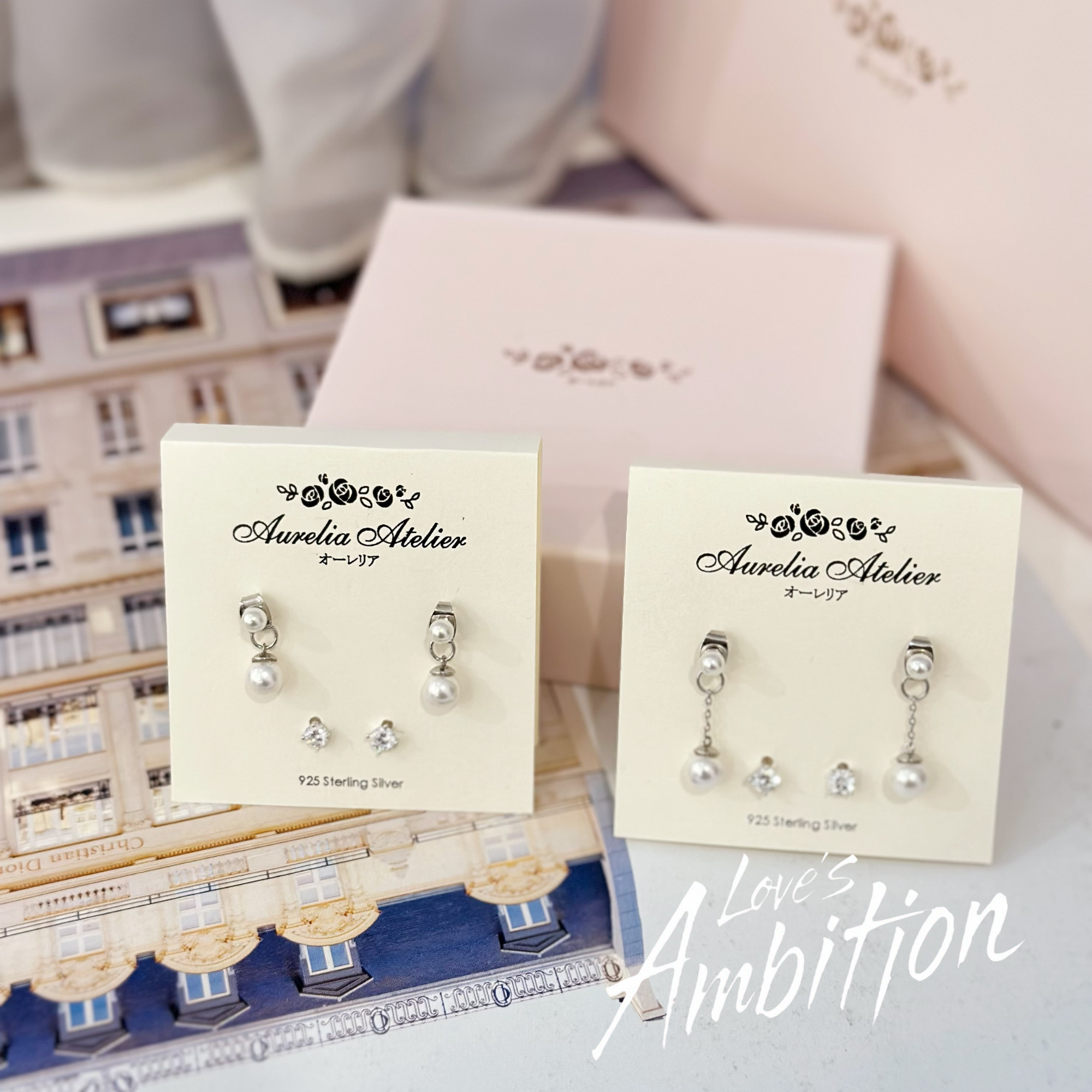 Zhao Lu Si’s Style, Love’s Ambition Earrings, c-drama earrings, chinese drama, c-drama, Xu Yan earrings, Qiao Yan earrings, classic pearl earrings, drop pearl earrings, 《许我耀眼》
Gift set for her / hadiah untuk wanita / 送给她的礼物。Perfect for best friend / sahabat baik / 最好的朋友。Includes beloved earrings, bracelet, and ring / 心爱的耳环、手链和戒指。Made in Korea / 制造于韩国 /.Dainty jewellery / 简约精致首饰 / barang kemas halus. 925 sterling silver / 925纯银 / perak tulen 925. Anti-tarnish / 防氧化 / tahan karat. Suitable for daily wear