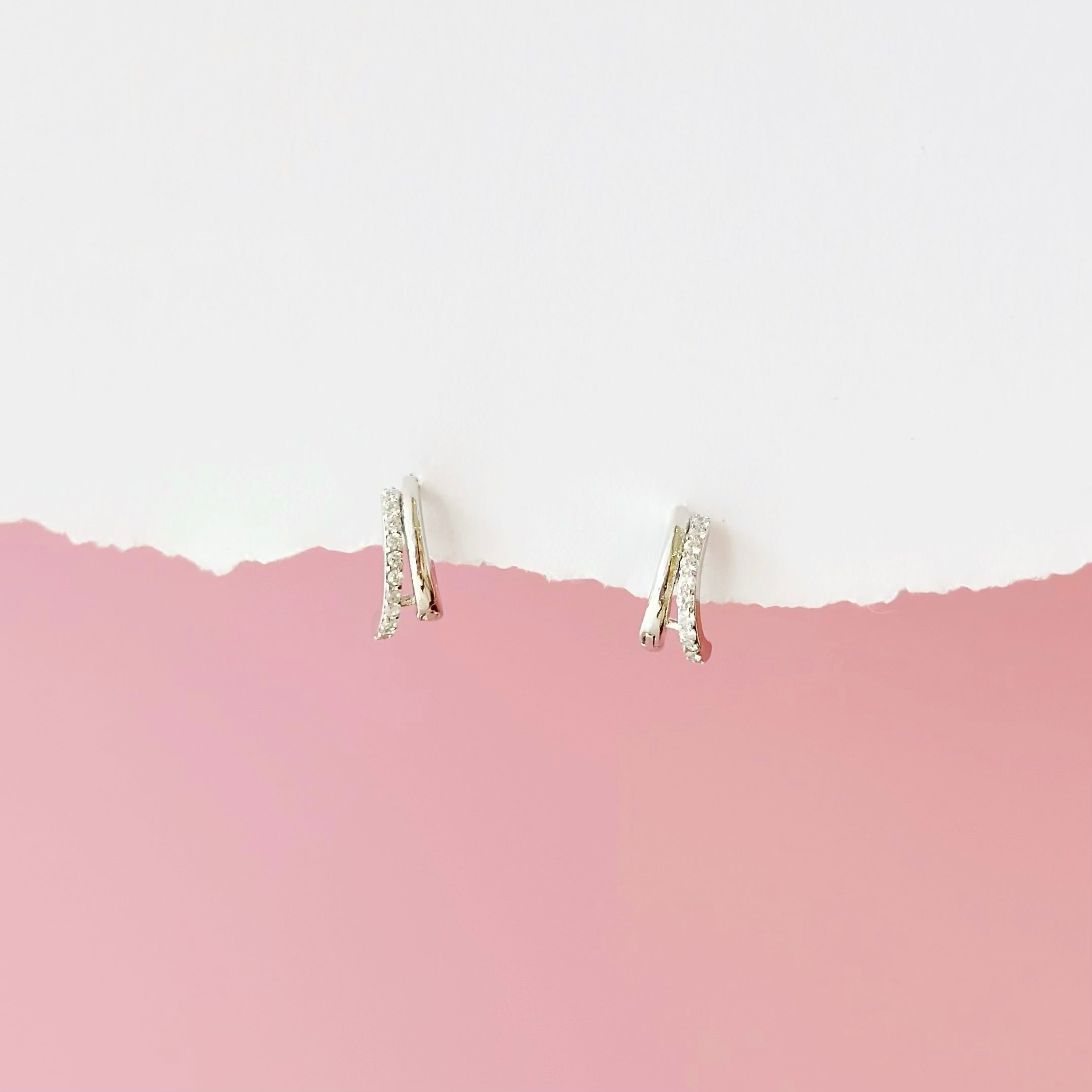 Gift set for her, hadiah untuk wanita, 送给她的礼物, bracelet, ring, necklace, earrings, korean earrings, made in korea, dainty jewellery, lazy girl jewellery, S925 silver, 925 sterling silver, huggie earrings, clip on, daily wear, cubic zirconia, bridesmaid gift, gift for her, Malaysia online shop, fashion jewellery, Korean jewellery accessories, sensitive skin, tahan karat, 适合日常佩戴, anting, rantai tangan, rantai leher, cincin, gift idea, no piercing, earrings malaysia, subang, Pearl, Freshwater pearl, 韩国发饰, 韩国饰品