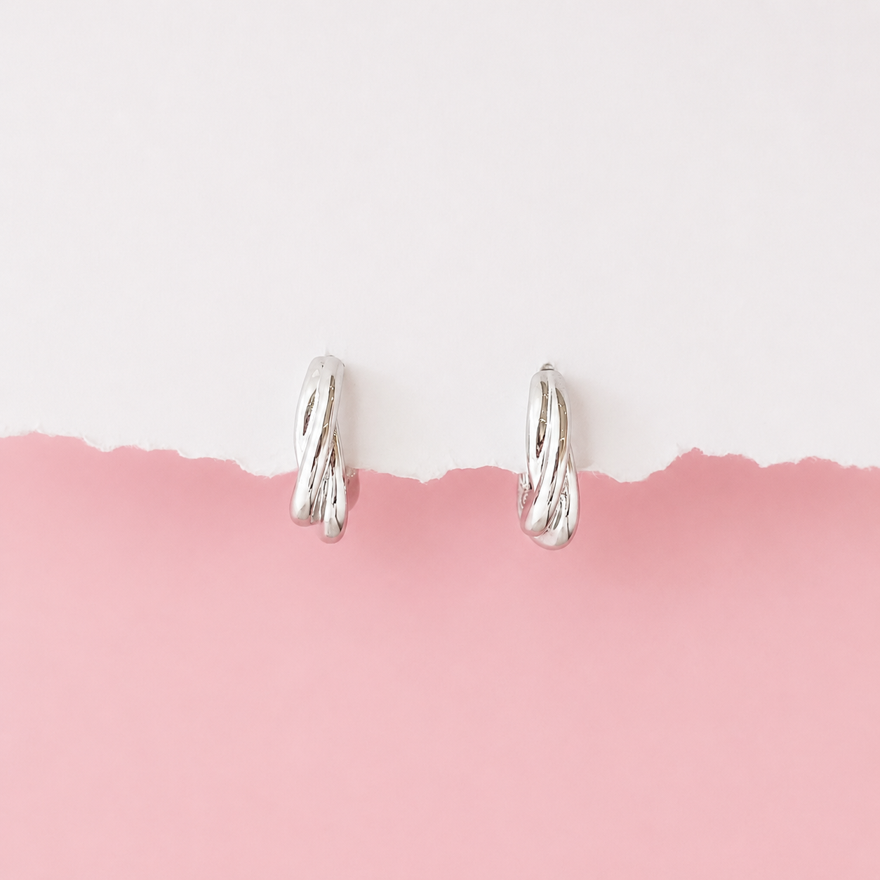 Sivra Huggie Hoop Earrings