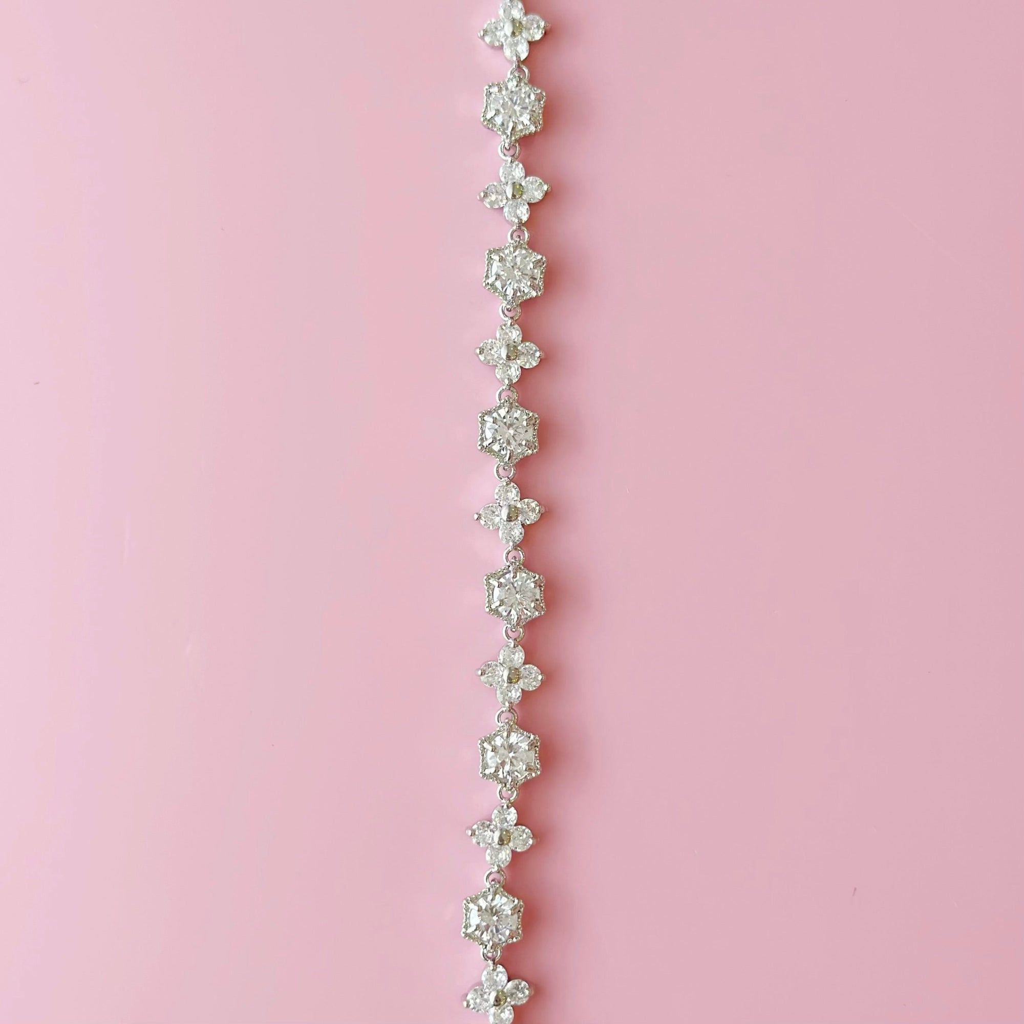 korean earrings bracelet jewellery Malaysia necklace korean jewellery rings earrings malaysia korean style earrings malaysia jewelry jewellery accessories hypoallergenic earrings ear cuff huggies silver necklace made in korea jewelry fashion jewellery malaysia earrings online shop malaysia Gift idea Gift for her Made in Korea Cubic Zirconia 925 Sterling Silver diamond bracelet Jewelry Dainty Minimalist Bestie anting 925 silver Dainty Daily wear Gift tennis gelang tangan 钻石手链

网球手链

经典钻石网球手链

闪耀钻石手链

精致钻石手链 