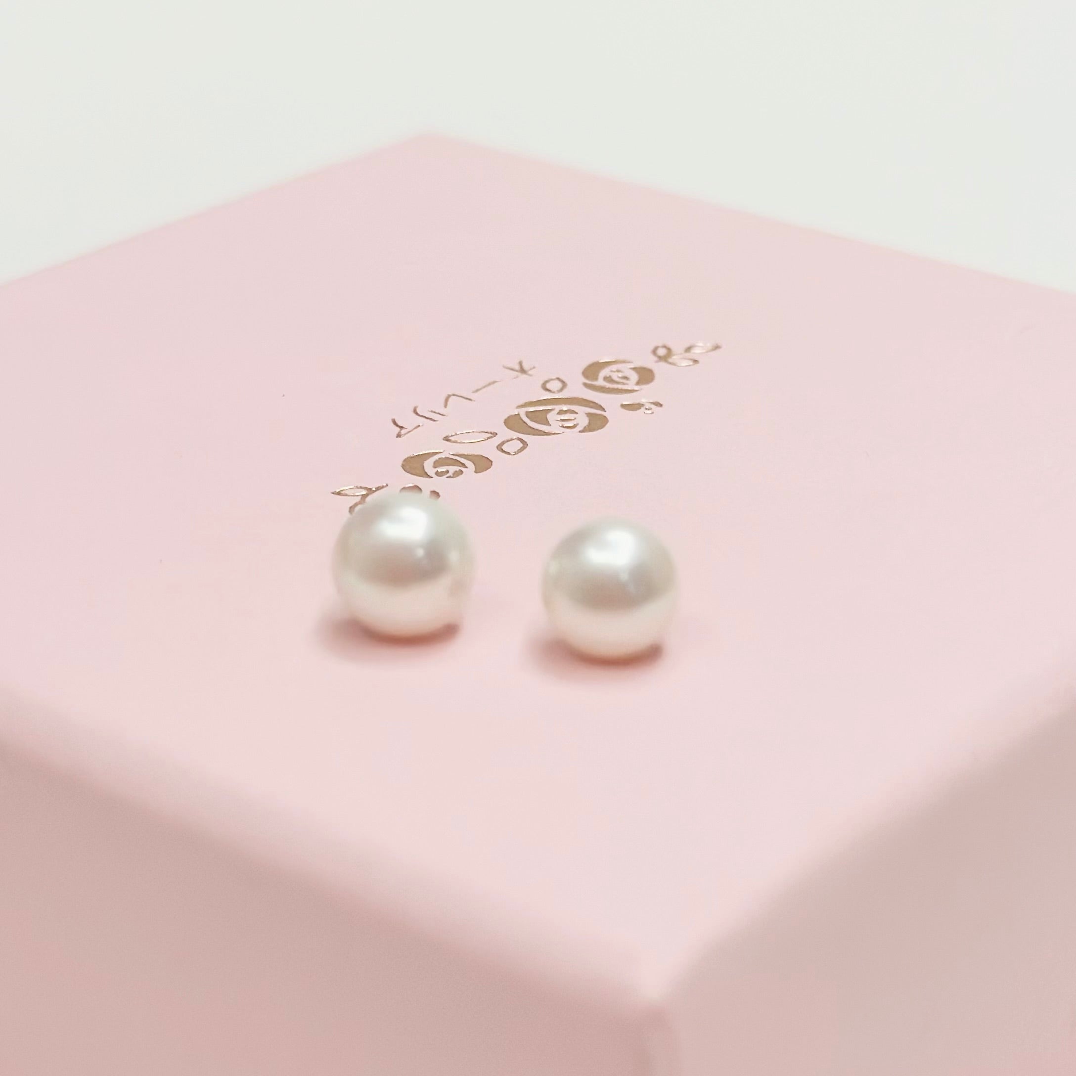pearl earrings, dainty pearl bracelet, freshwater pearl necklace,  akoya pearl., handmade, sensitive skin, bridal, sterling silver, hypoallergenic, gift idea, seawater pearl, pearl neckace, keshi pearl, baroque pearl, mini pearl, 珍珠 淡水珍珠 ak pearl
海水珍珠 s925 cultural pear present gift for her gift ideas pearl made in Malaysia south sea pearl 米珠 natural pearl mutiara Gift for her Dainty Delicate Minimalist everyday earrings everyday wear lustre near round