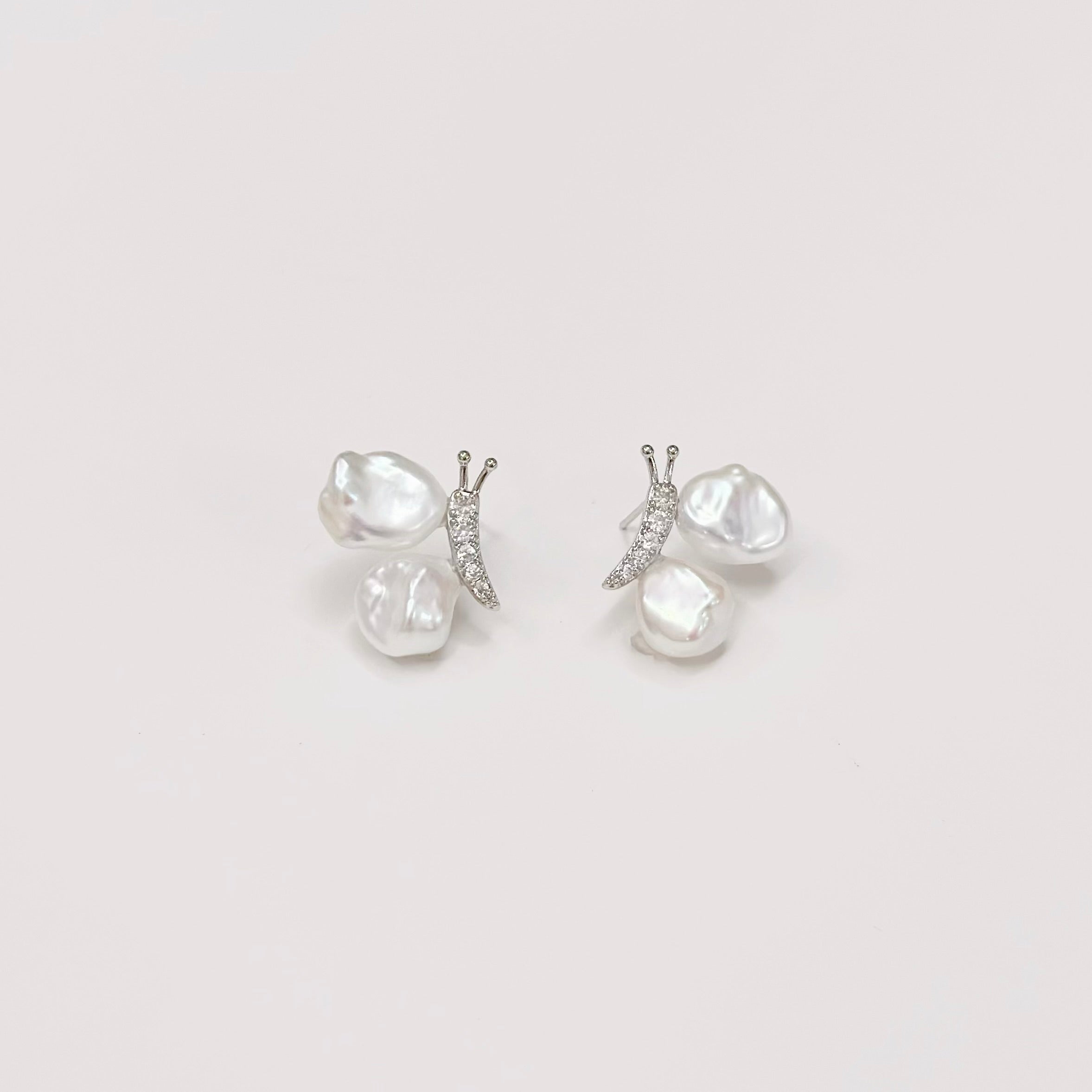 pearl earrings, dainty pearl bracelet, freshwater pearl necklace,  akoya pearl., handmade, sensitive skin, bridal, sterling silver, hypoallergenic, gift idea, seawater pearl, pearl neckace, keshi pearl, baroque pearl, mini pearl, 珍珠 淡水珍珠 ak pearl
海水珍珠 s925 cultural pear present gift for her gift ideas pearl made in Malaysia south sea pearl 米珠 natural pearl mutiara Gift for her Dainty Delicate Minimalist everyday earrings everyday wear lustre  925银针珍珠耳环 巴洛克珍珠 手工制作 饰品 韩国设计 芥子珍珠 ks珍珠