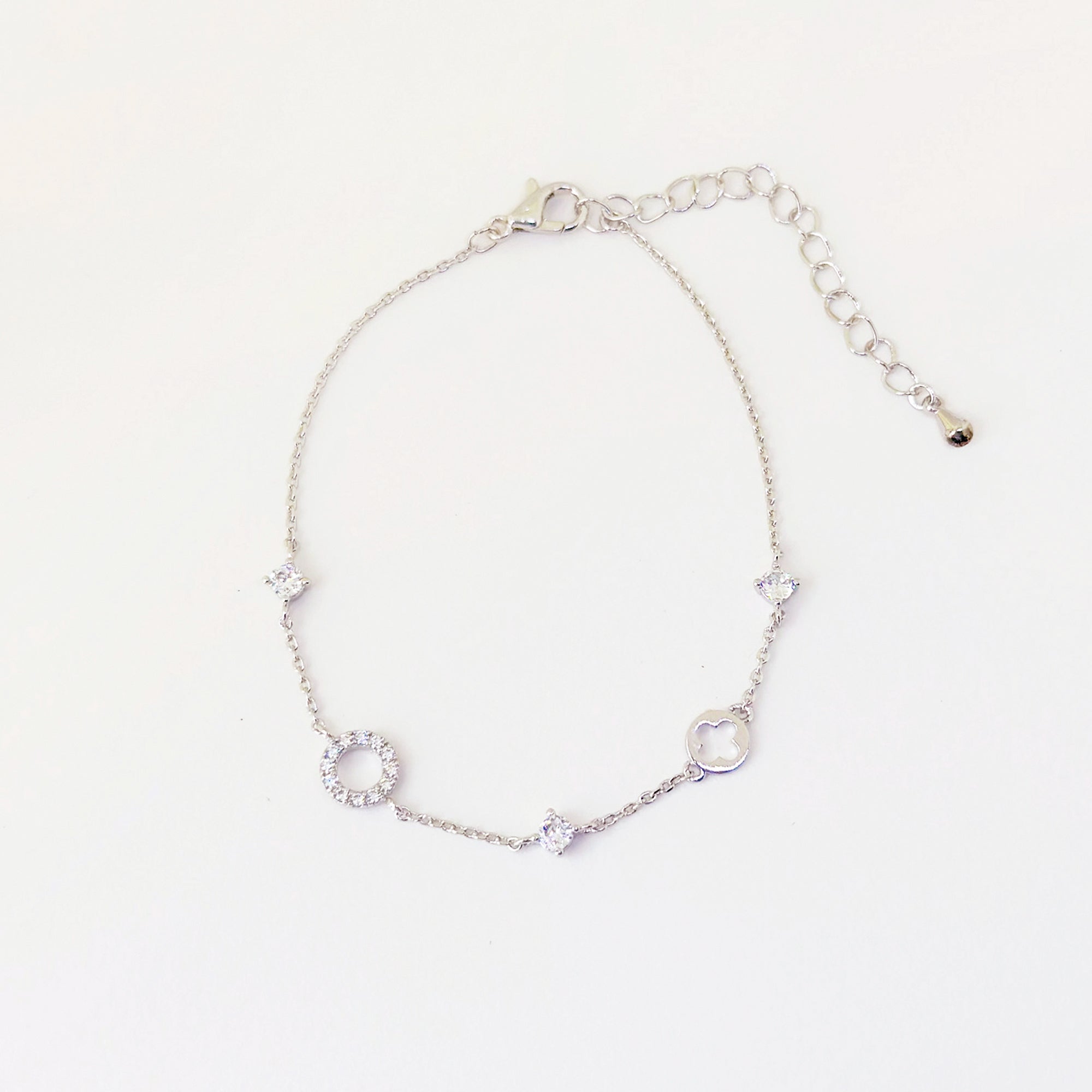 korean earrings bracelet jewellery Malaysia necklace korean jewellery rings earrings malaysia korean style earrings jewellery accessories hypoallergenic earrings ear cuff huggies silver necklace made in korea jewelry fashion jewellery malaysia earrings online shop malaysia Gift idea Gift for her Made in Korea  Cubic Zirconia 925 Sterling Silver  No Piercing Dainty Minimalist Daily wear Bestie Korean Anting Cincin Clip on 韩国耳环 韩国发饰 韩国饰品 hypoallergenic  birthday gift set bridesmaid aurelia atelier VAN CLEEF