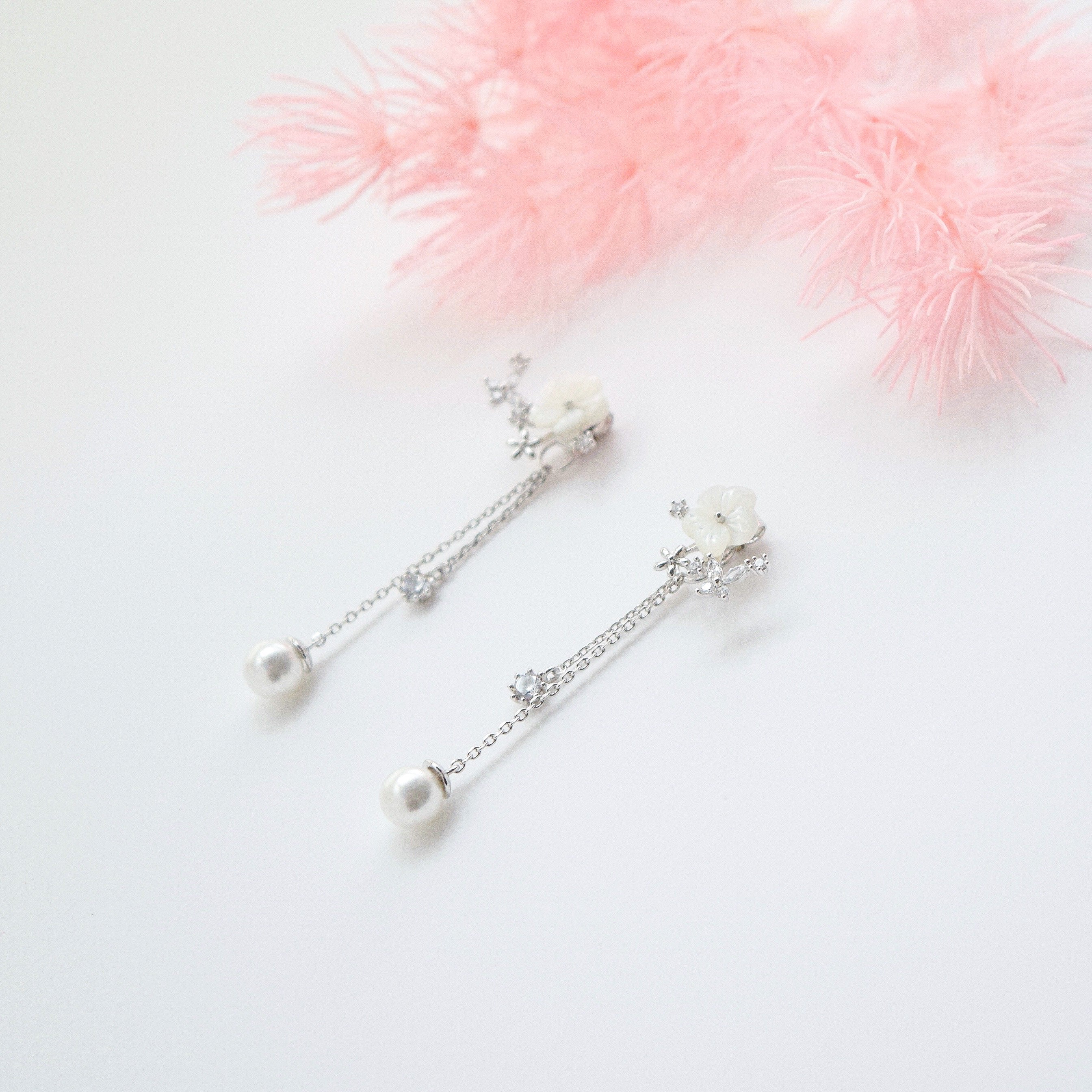 korean earrings bracelet jewellery Malaysia necklace korean jewellery rings earrings malaysia korean style earrings malaysia jewellery jewelry jewellery accessories hypoallergenic earrings ear cuff huggies silver necklace made in korea jewelry fashion jewellery malaysia earrings online shop malaysia Gift idea Gift for her Made in Korea Cubic Zirconia 925 Sterling Silver No Piercing Jewelry Dainty Minimalist Bestie anting subang clip on 925 silver gf gift local Dainty Daily wear Gift Set aurelia atelier