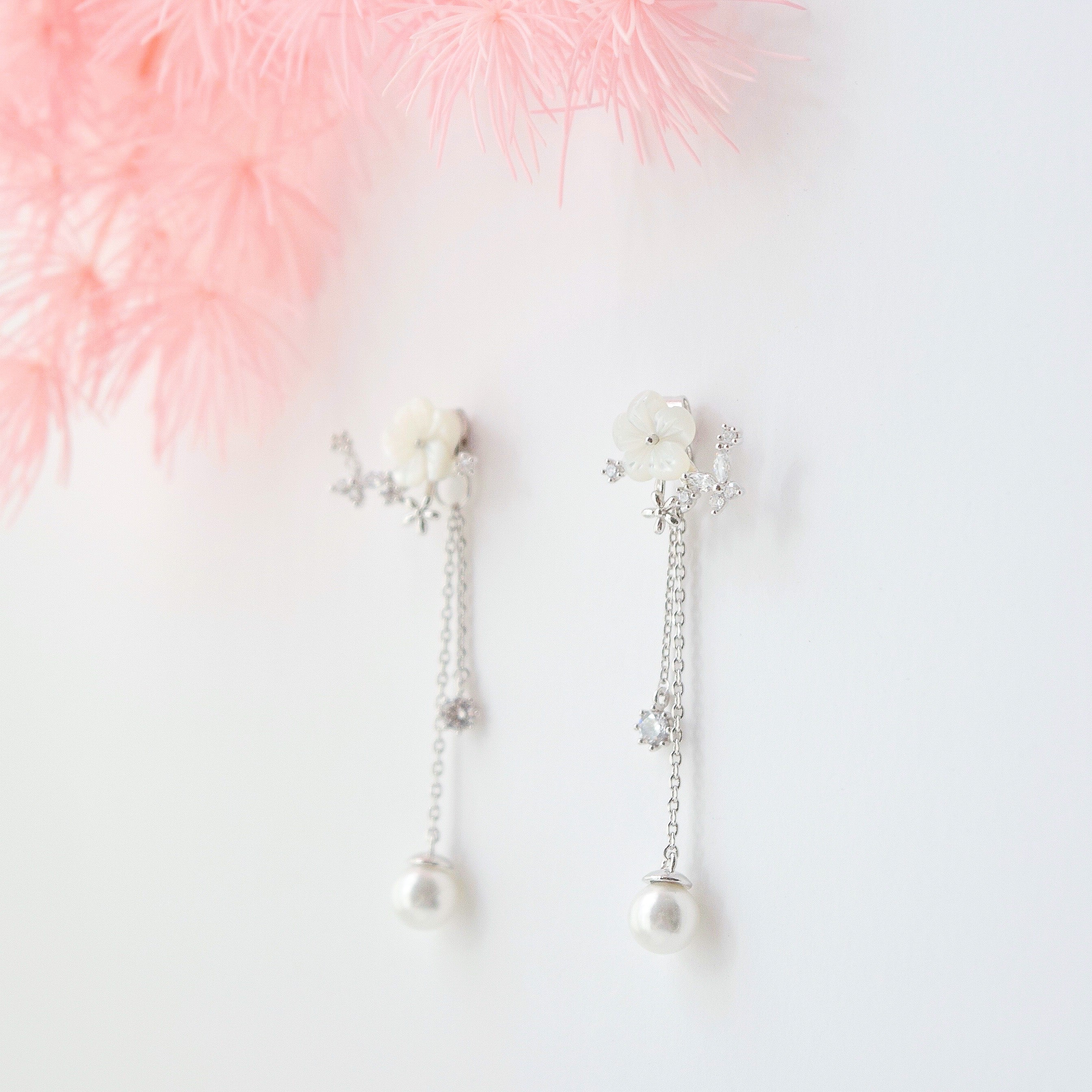 korean earrings bracelet jewellery Malaysia necklace korean jewellery rings earrings malaysia korean style earrings malaysia jewellery jewelry jewellery accessories hypoallergenic earrings ear cuff huggies silver necklace made in korea jewelry fashion jewellery malaysia earrings online shop malaysia Gift idea Gift for her Made in Korea Cubic Zirconia 925 Sterling Silver No Piercing Jewelry Dainty Minimalist Bestie anting subang clip on 925 silver gf gift local Dainty Daily wear Gift Set aurelia atelier