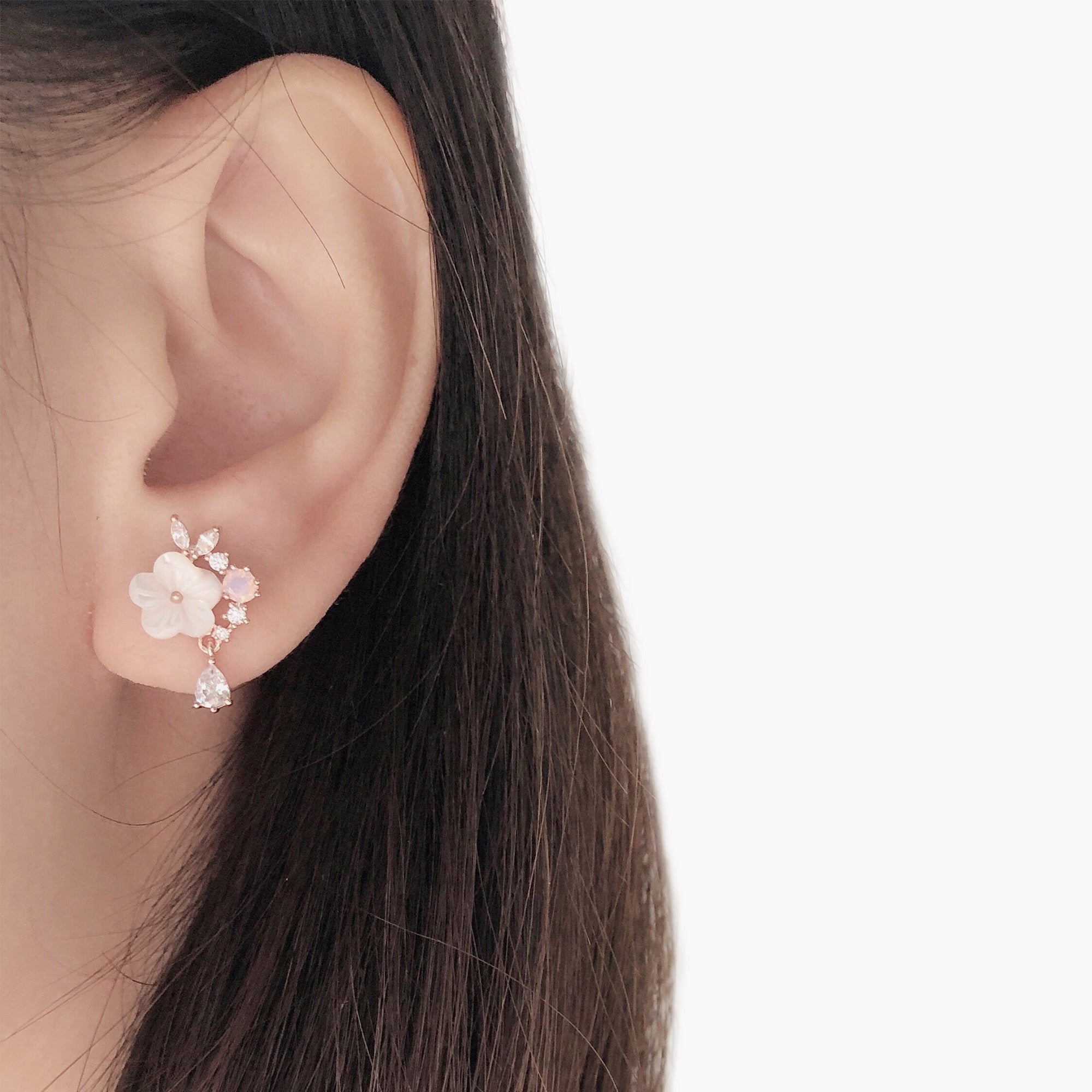 korean earrings bracelet jewellery Malaysia necklace korean jewellery rings earrings malaysia korean style earrings malaysia jewellery jewelry jewellery accessories hypoallergenic earrings ear cuff huggies silver necklace made in korea jewelry fashion jewellery malaysia earrings online shop malaysia Gift idea Gift for her Made in Korea Cubic Zirconia 925 Sterling Silver No Piercing Jewelry Dainty Minimalist Bestie anting subang clip on 925 silver gf gift local Dainty Daily wear Gift Set aurelia atelier