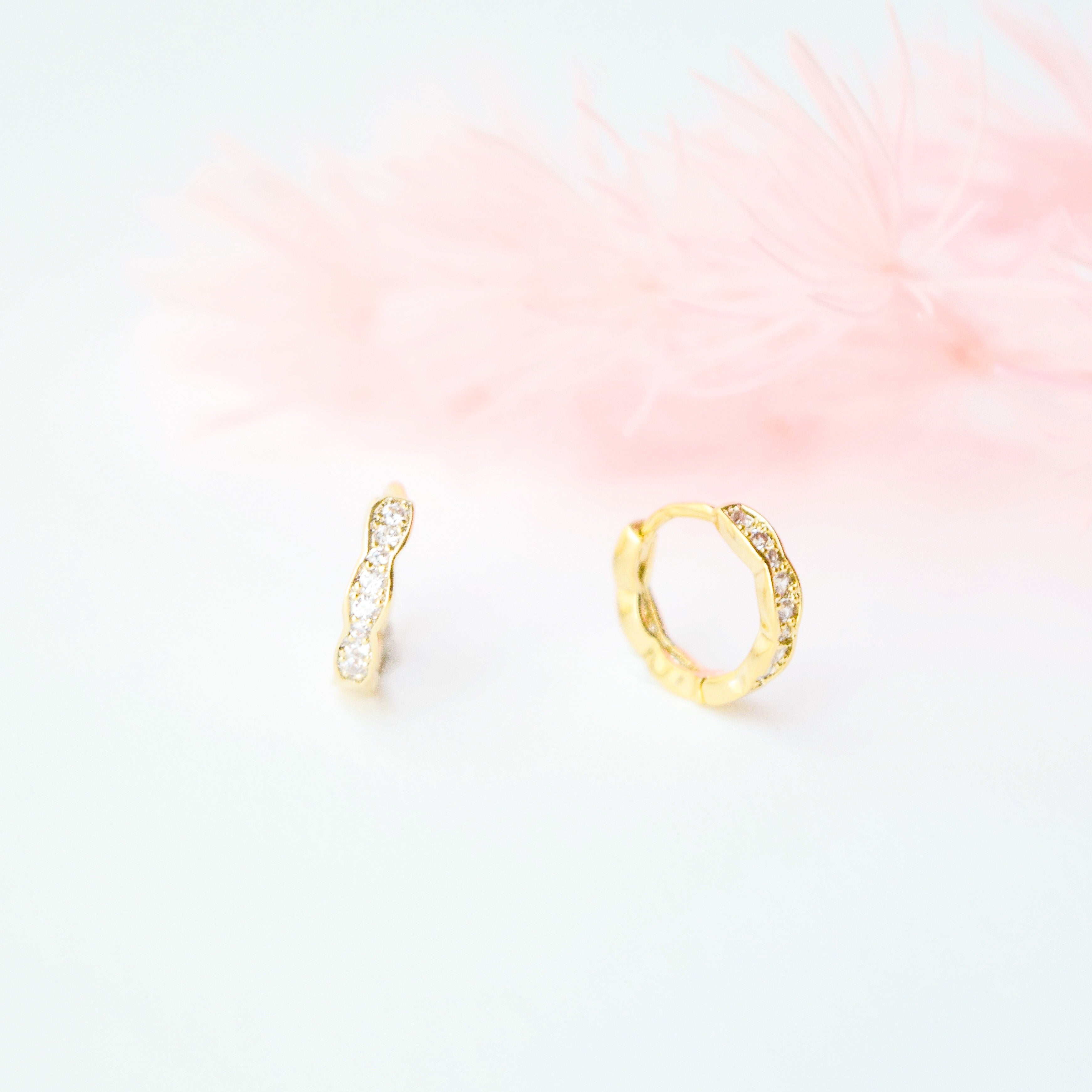 korean earrings bracelet jewellery Malaysia necklace korean jewellery rings earrings malaysia korean style earrings jewellery accessories hypoallergenic earrings ear cuff huggies silver necklace made in korea jewelry fashion jewellery malaysia earrings online shop malaysia Gift idea Gift for her Made in Korea Cubic Zirconia 925 Sterling Silver No Piercing Dainty Minimalist Daily wear Bestie Korean Anting Cincin Clip on 韩国耳环 韩国发饰 韩国饰品 hypoallergenic birthday gift set bridesmaid aurelia atelier