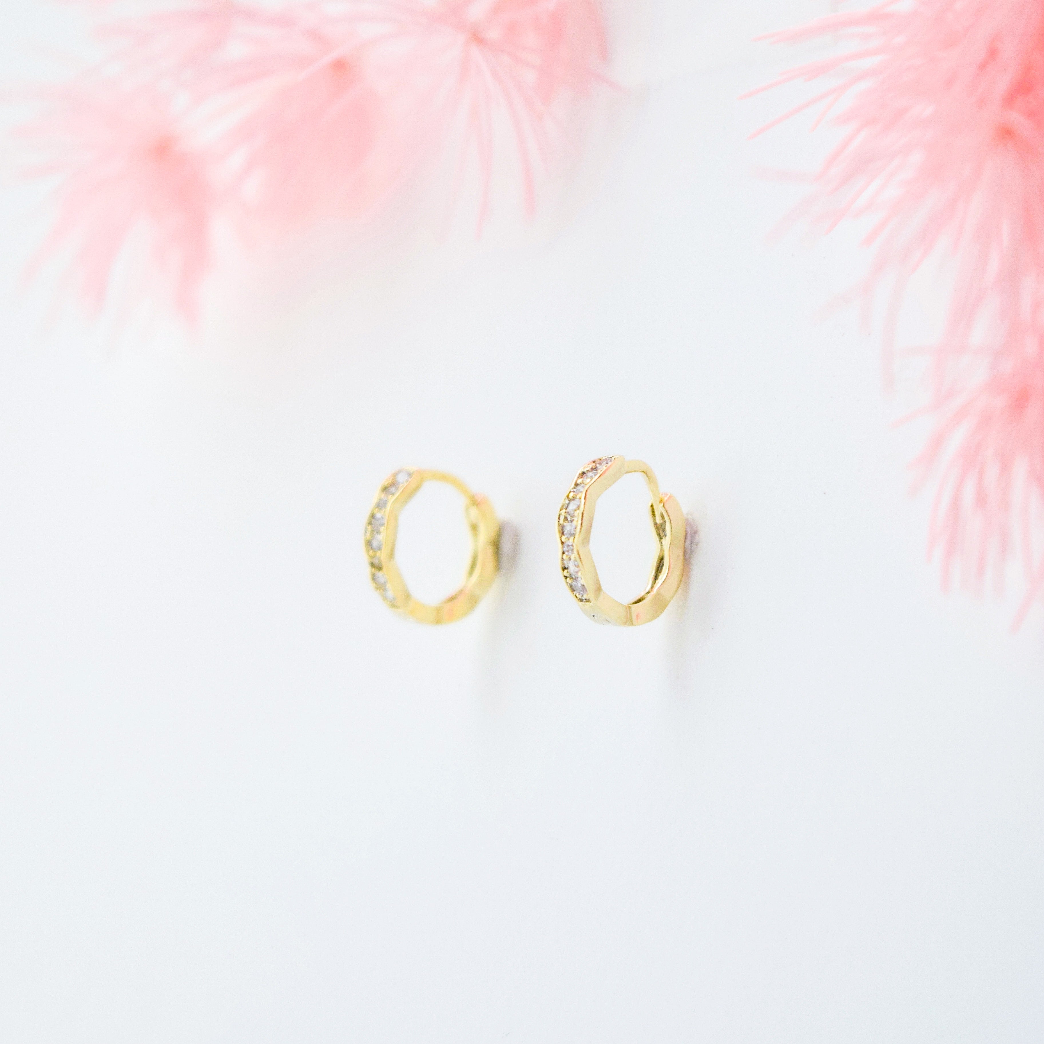 korean earrings bracelet jewellery Malaysia necklace korean jewellery rings earrings malaysia korean style earrings jewellery accessories hypoallergenic earrings ear cuff huggies silver necklace made in korea jewelry fashion jewellery malaysia earrings online shop malaysia Gift idea Gift for her Made in Korea Cubic Zirconia 925 Sterling Silver No Piercing Dainty Minimalist Daily wear Bestie Korean Anting Cincin Clip on 韩国耳环 韩国发饰 韩国饰品 hypoallergenic birthday gift set bridesmaid aurelia atelier